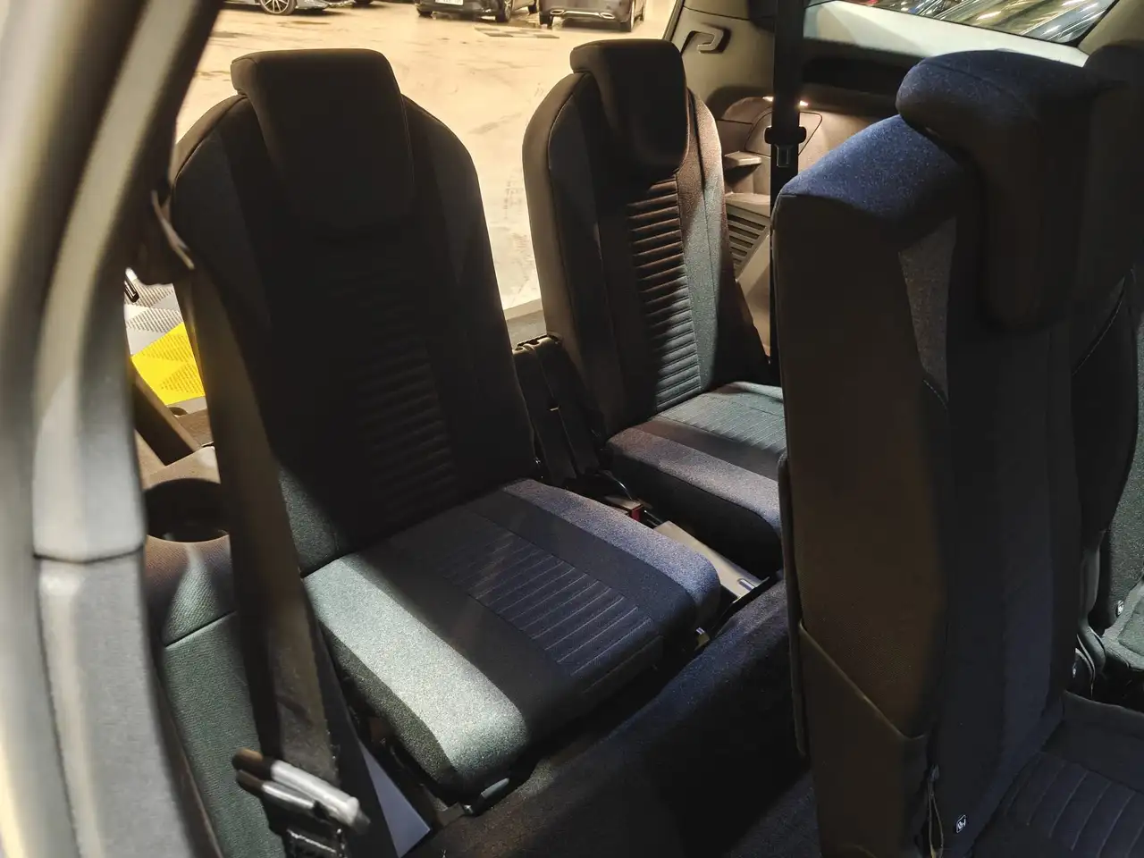Peugeot 5008 1.2 AUTOMAAT 131pk 7-zit/LED/Virtual/360cam/Cruise 14