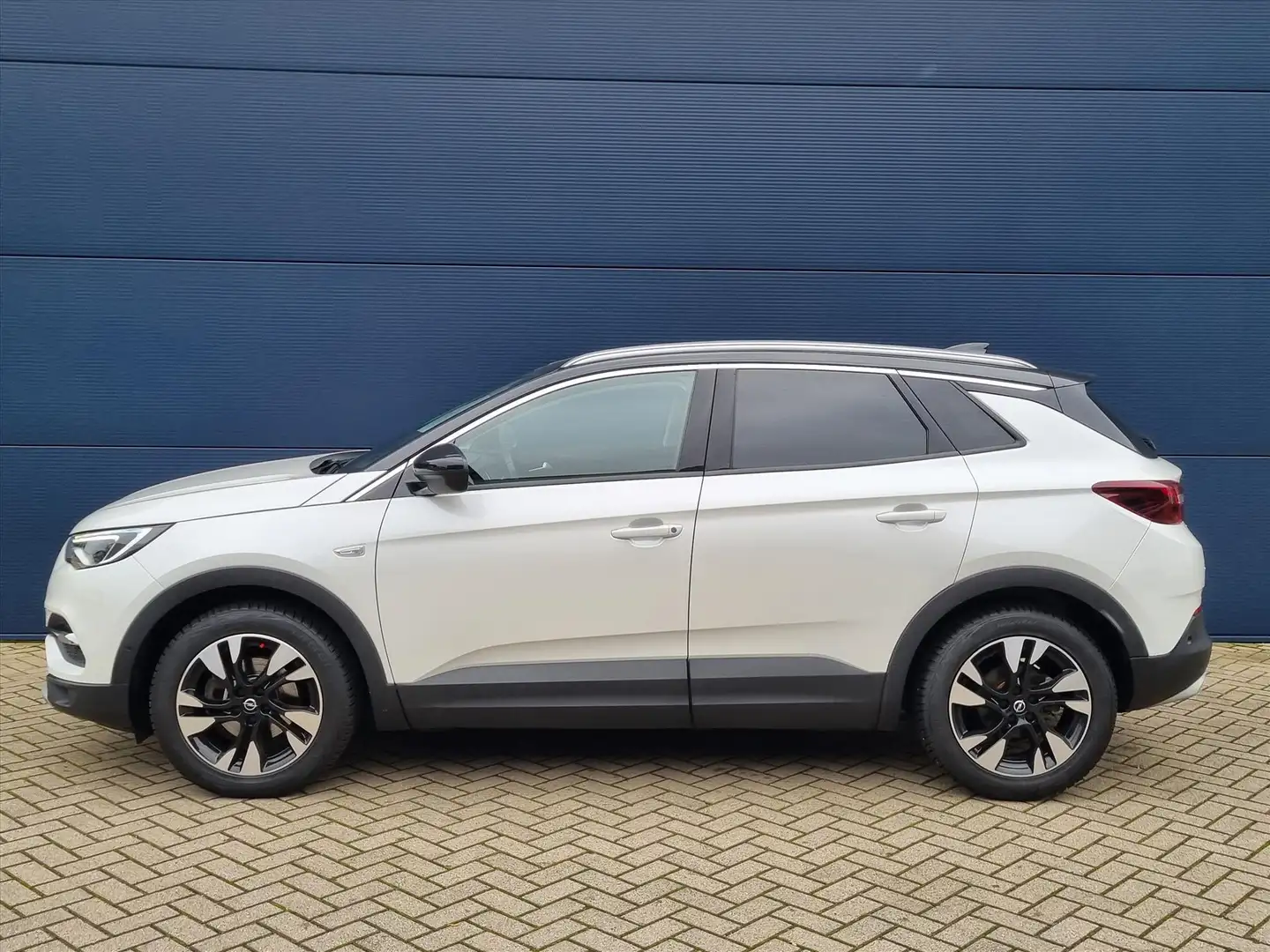 Opel Grandland X 1.2 Turbo 130pk Business Elegance Automaat | Navig Blanc - 2
