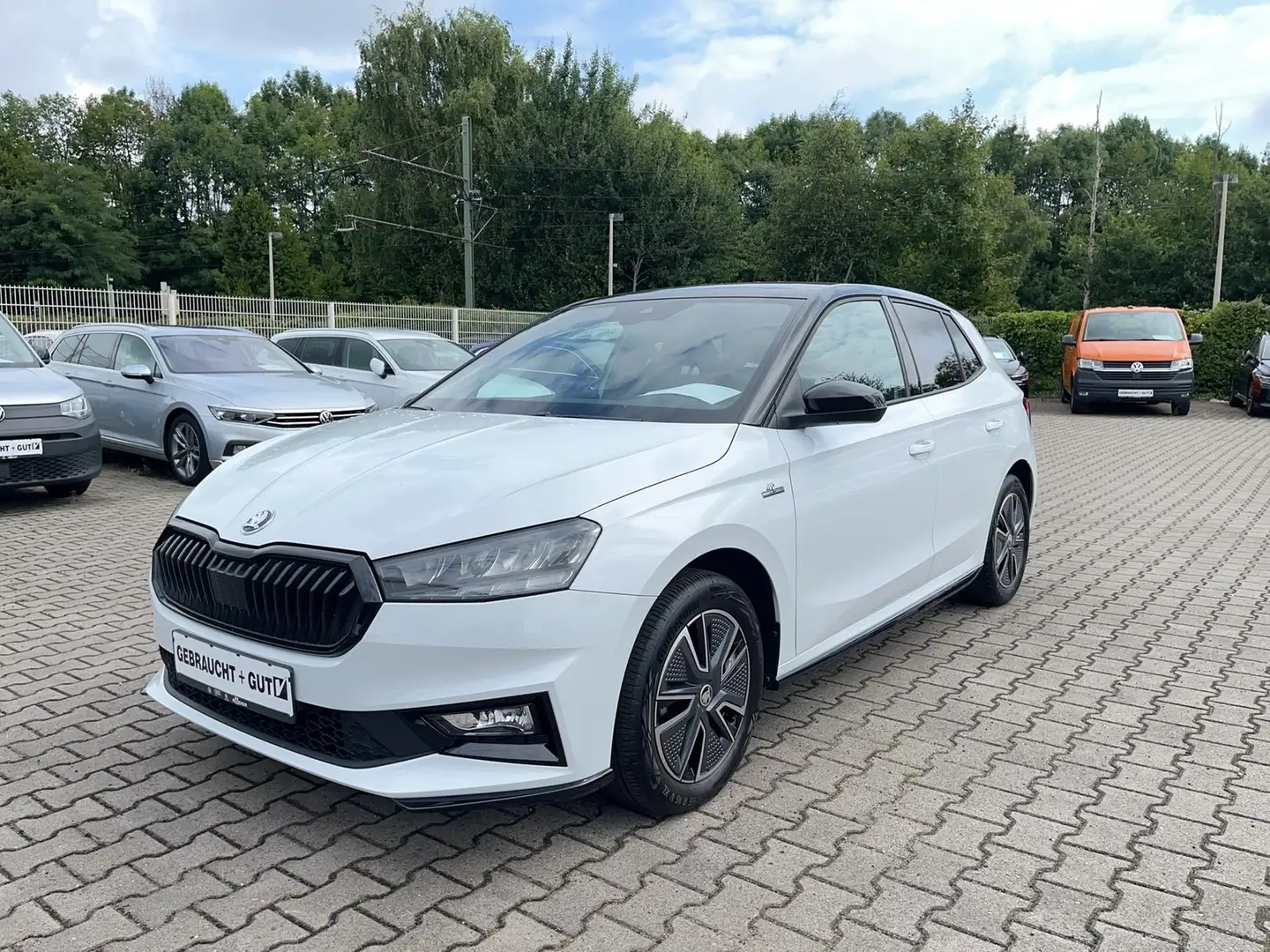 Skoda Fabia Monte Carlo 1.0 MPI Smartlink LED DAB Weiß - 1