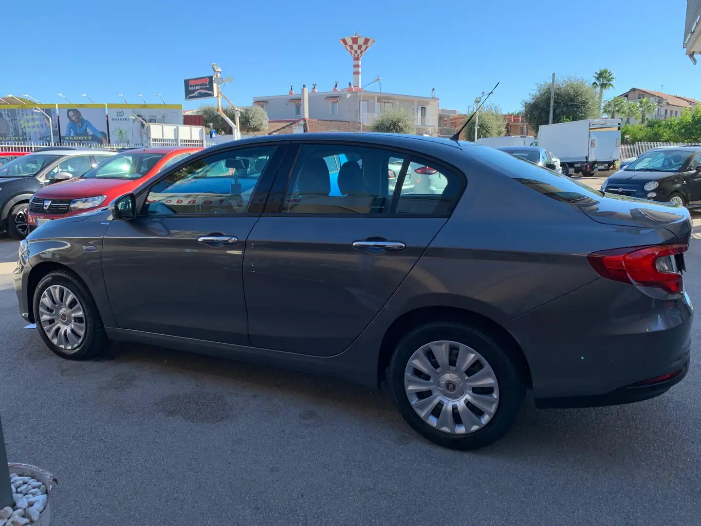 Fiat Tipo Tipo 5p 1.3 mjt Lounge s Gris - 2