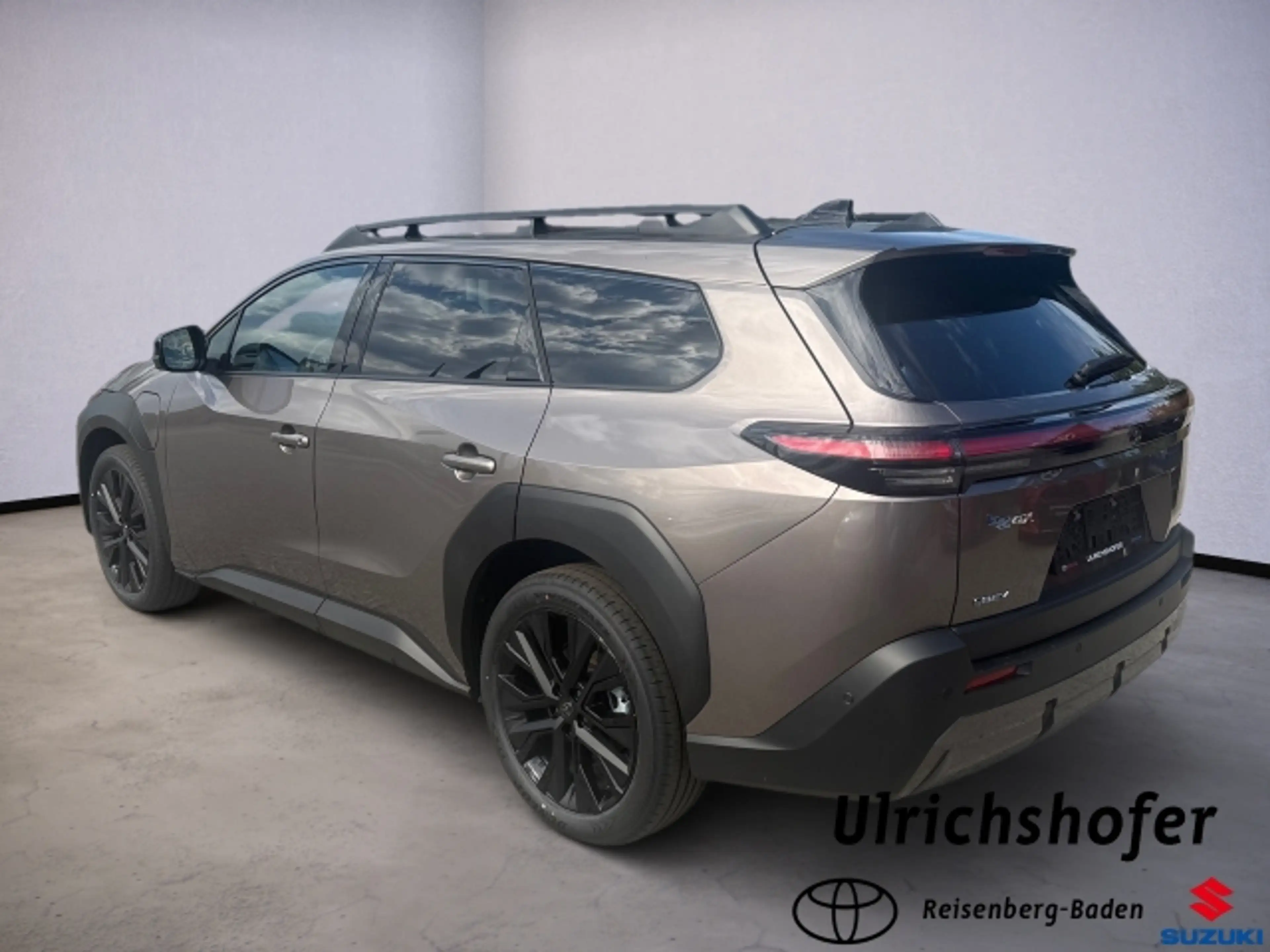Toyota bZ4X bZ4X Touring Lounge — photo 5