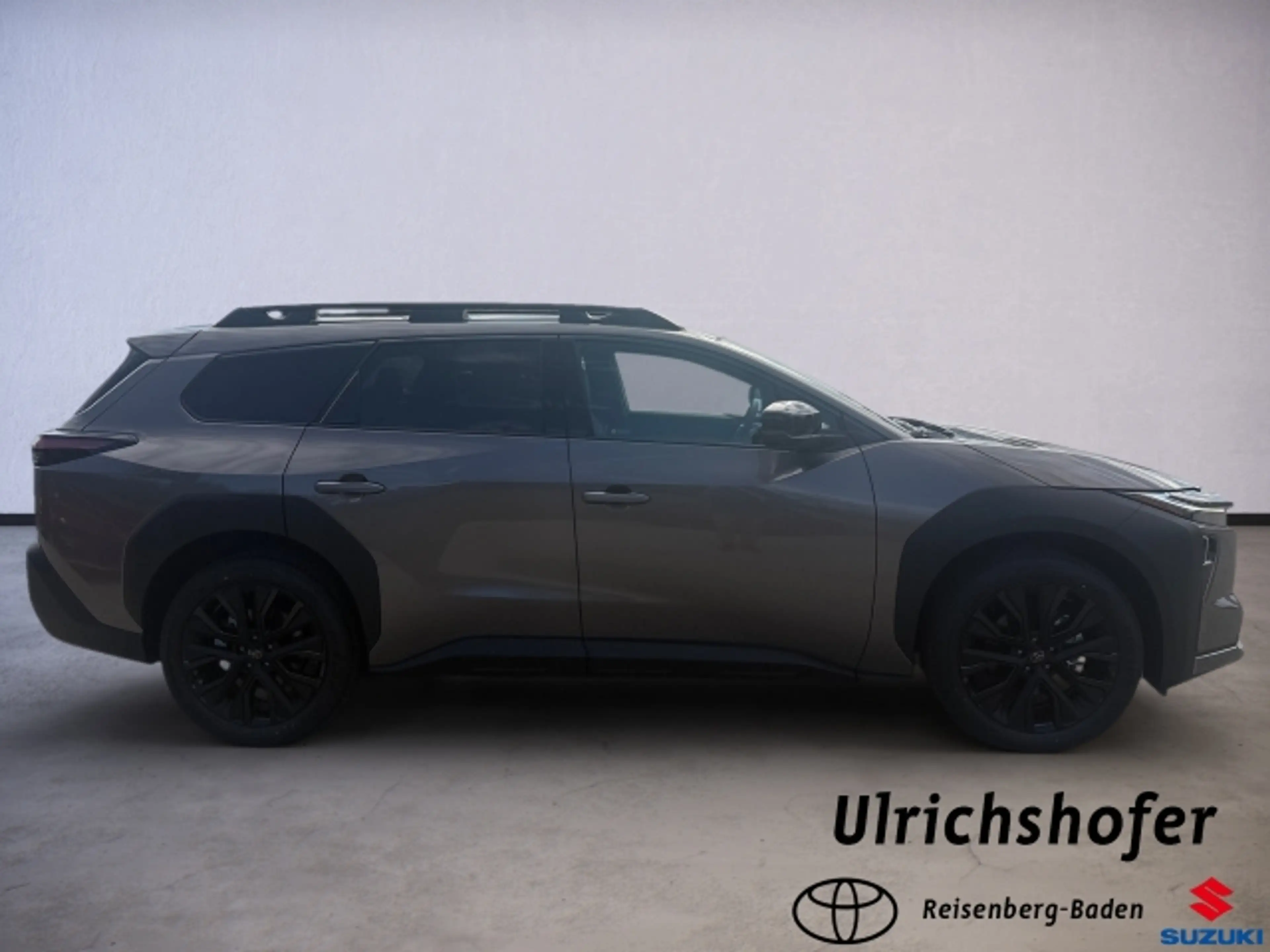 Toyota bZ4X bZ4X Touring Lounge — photo 3