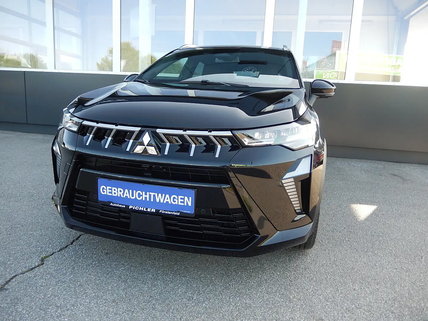 Mitsubishi ASX 1,3 DI-T MHEV Intense Schwarz - 1