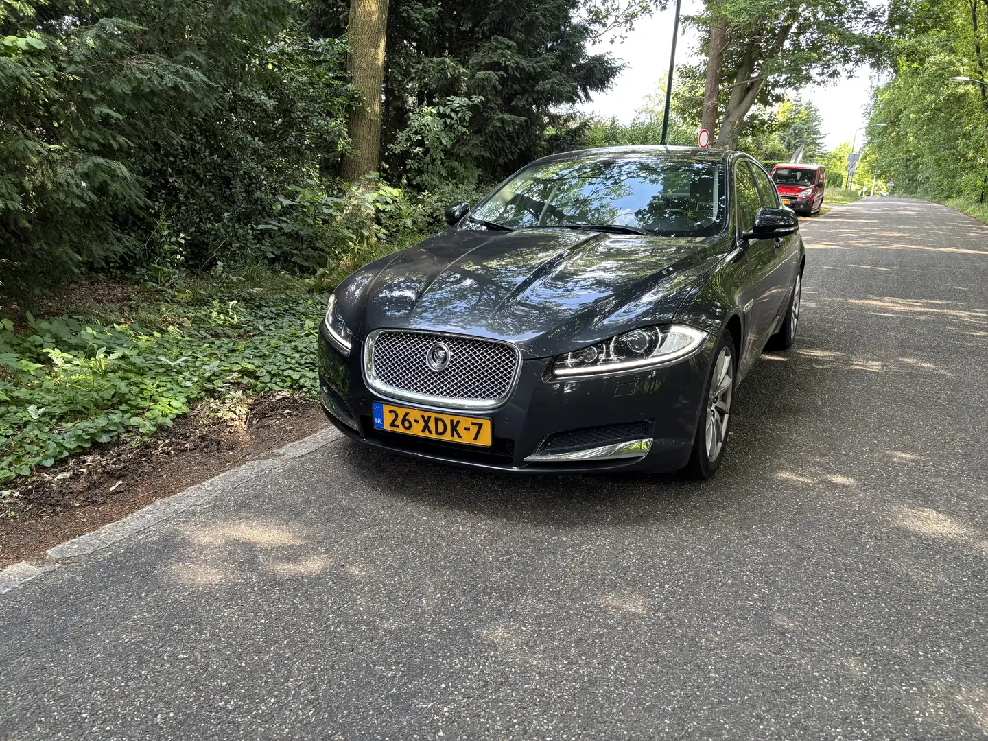 Jaguar XF 2.2D Grijs - 2
