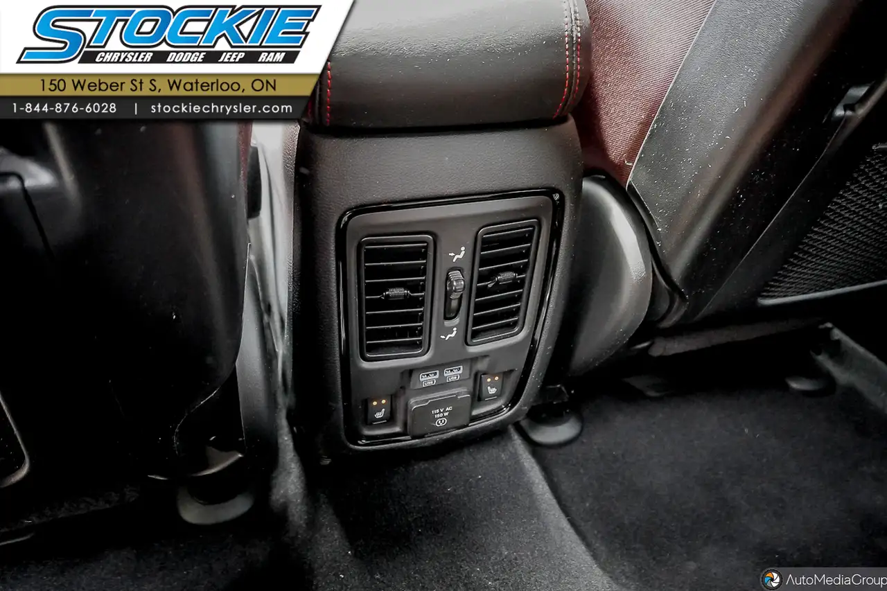 Dodge Durango снимка Dodge Durango
