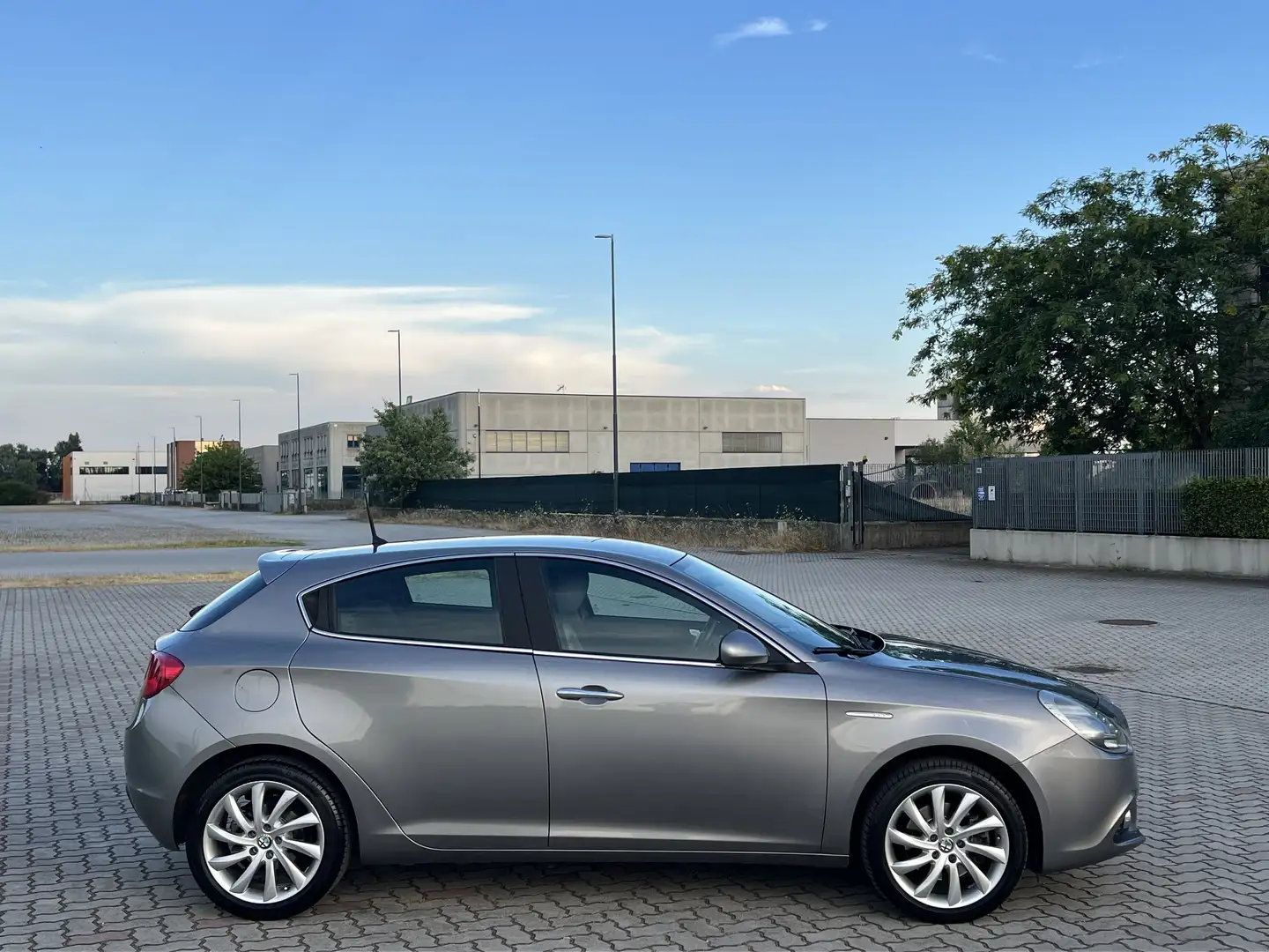 Alfa Romeo Giulietta 1.4 t. m.air Distinctive 170cv tct E6 - 2