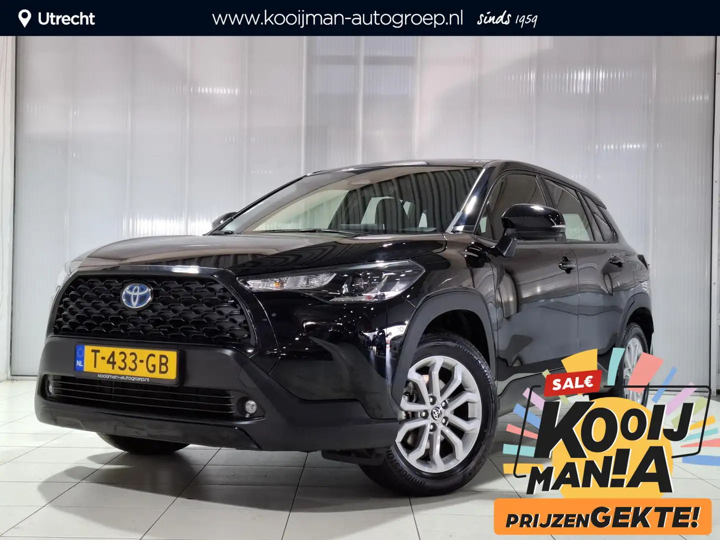Toyota Corolla Cross 2.0 High Power Hybrid Active Zwart - 1