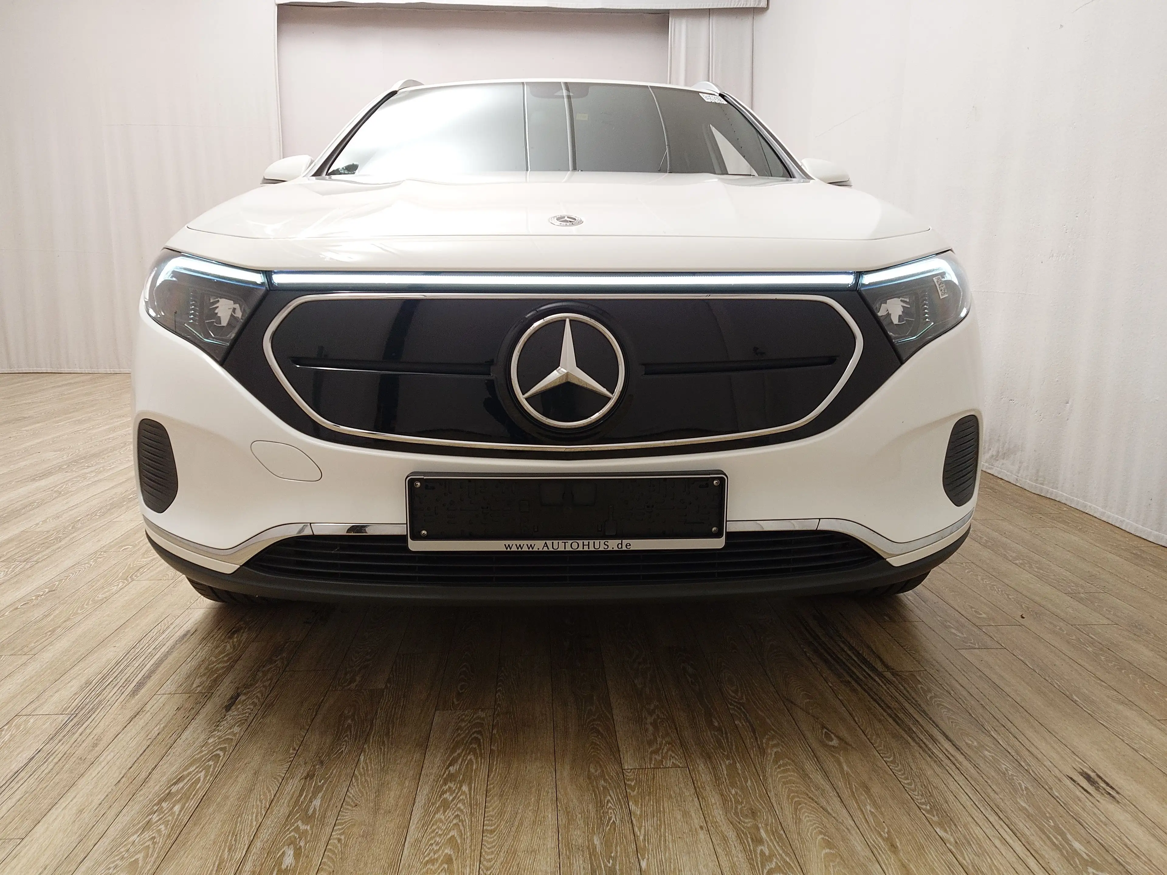 Mercedes-Benz EQA 250 MB EQA 250 Progressive T-Leder Navi LED RFK — photo 9