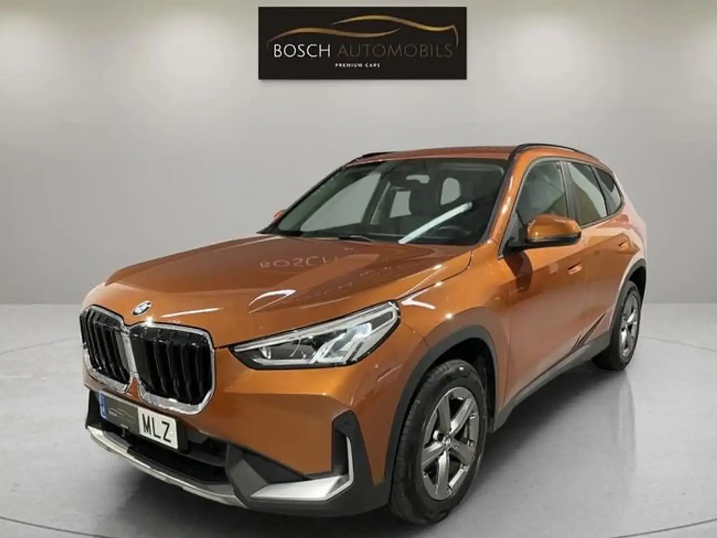 BMW X1 18i sDrive 136cv Auto. Orange - 1