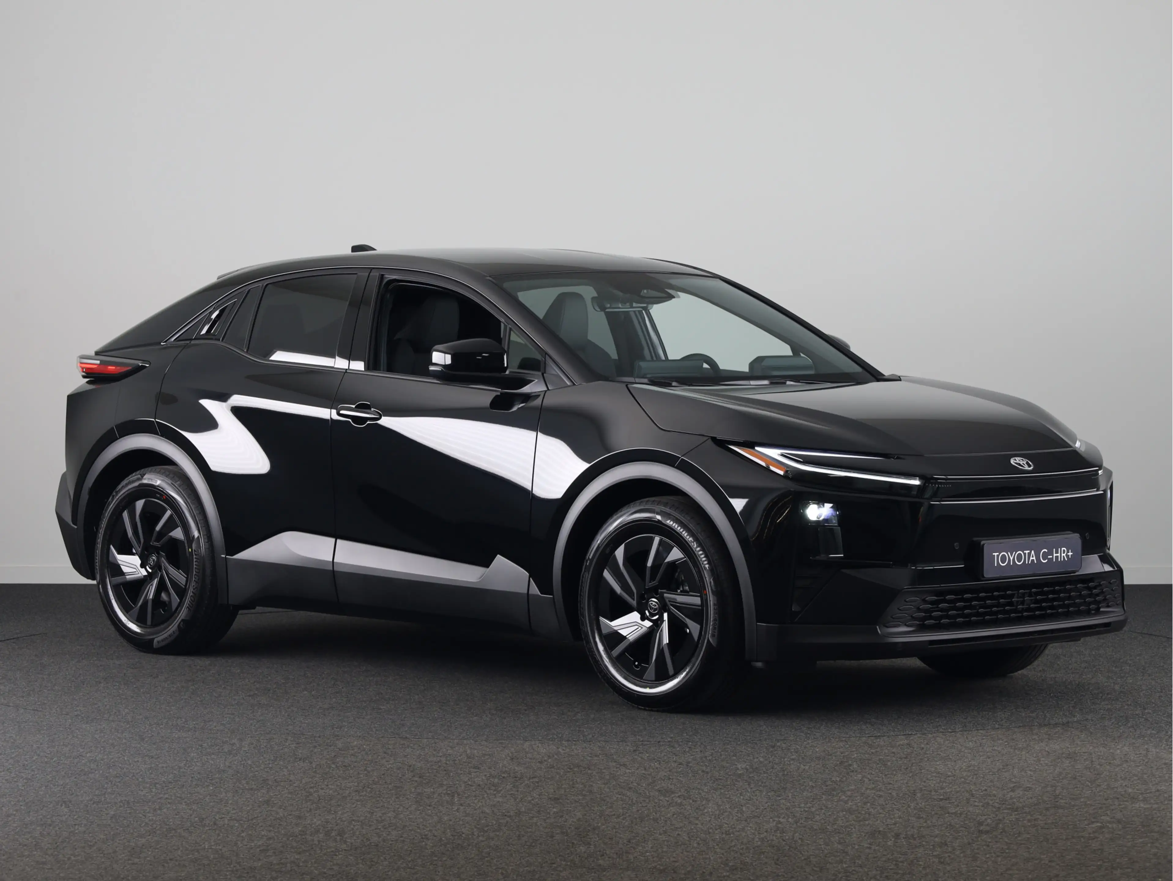 Toyota C-HR+ First Edition 77 kWh *NIEUW* | Direct leverbaar! | — photo 12