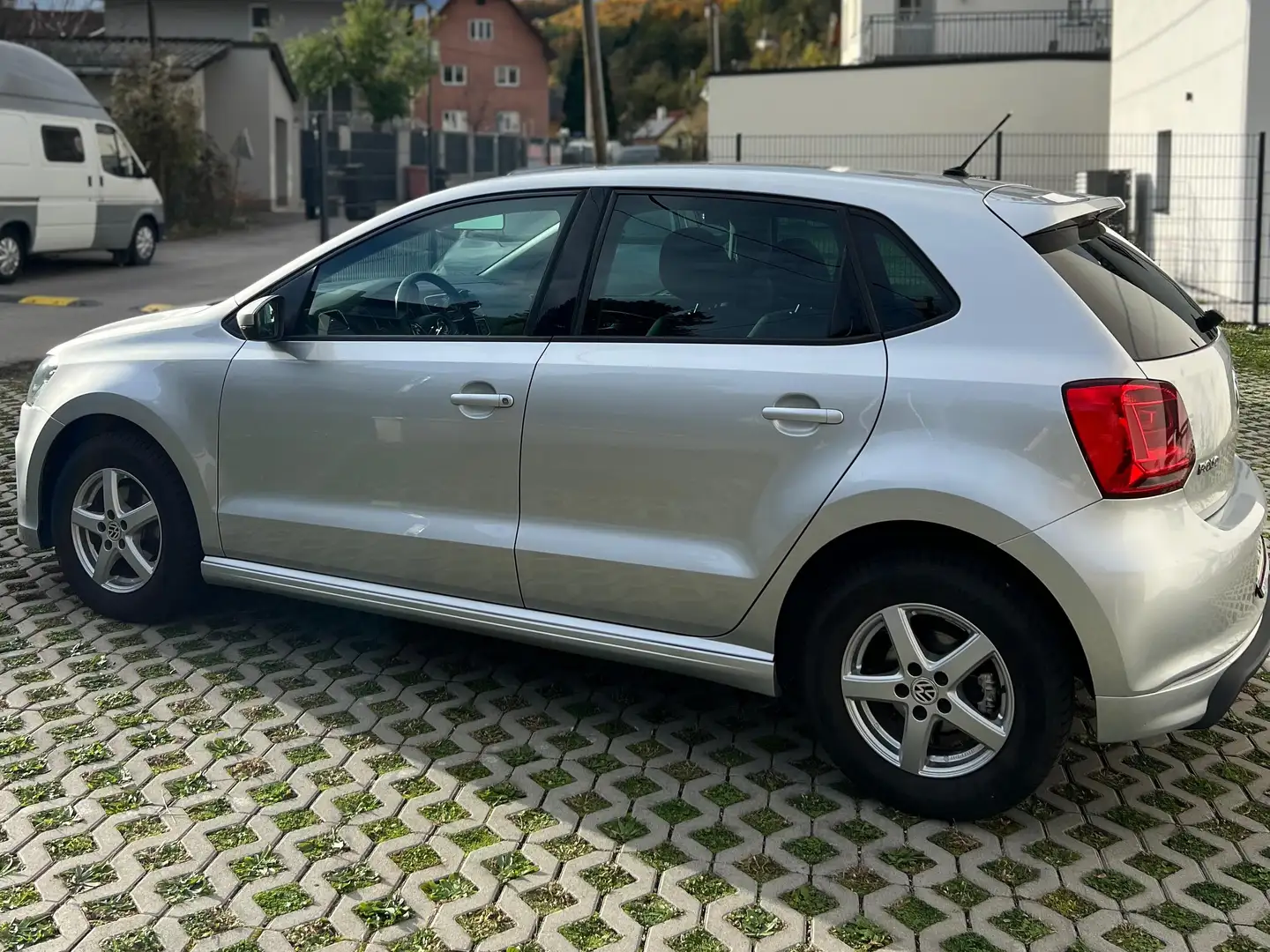 Volkswagen Polo Polo Comfortline 1,2 TSI Comfortline Silber - 2