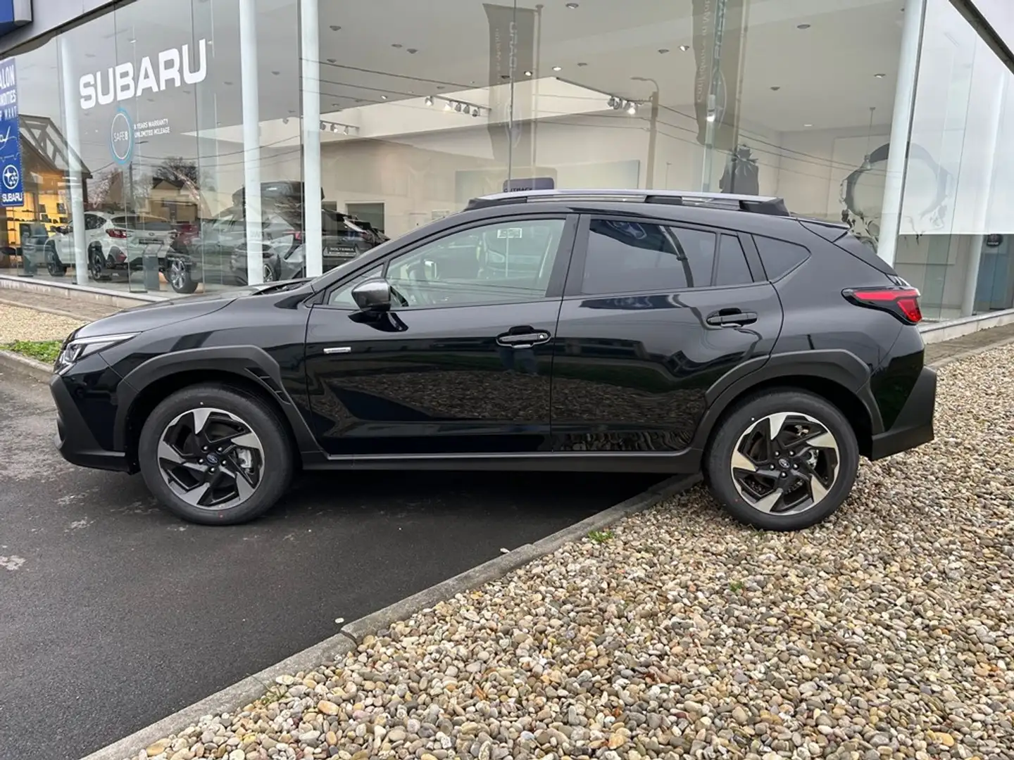 Subaru Crosstrek 2.0i Luxury e-Boxer | 8 jaar garantie | STOCK DEAL Zwart - 2