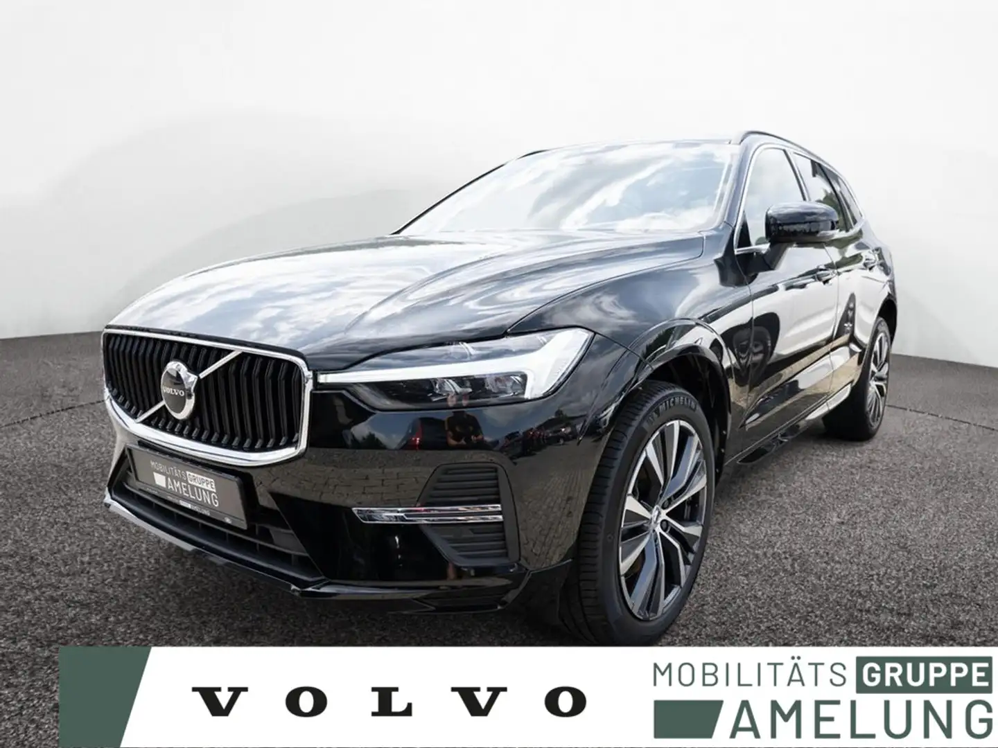 Volvo XC60 B4 Momentum Pro W-LAN FACEL. LED PANO Fekete - 1