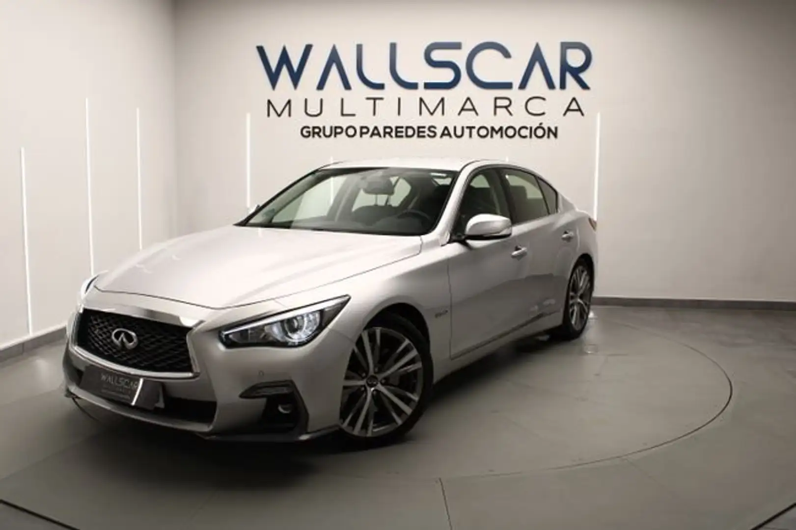 Infiniti Q50 3.5 Hybrid Sport Aut. Plateado - 2
