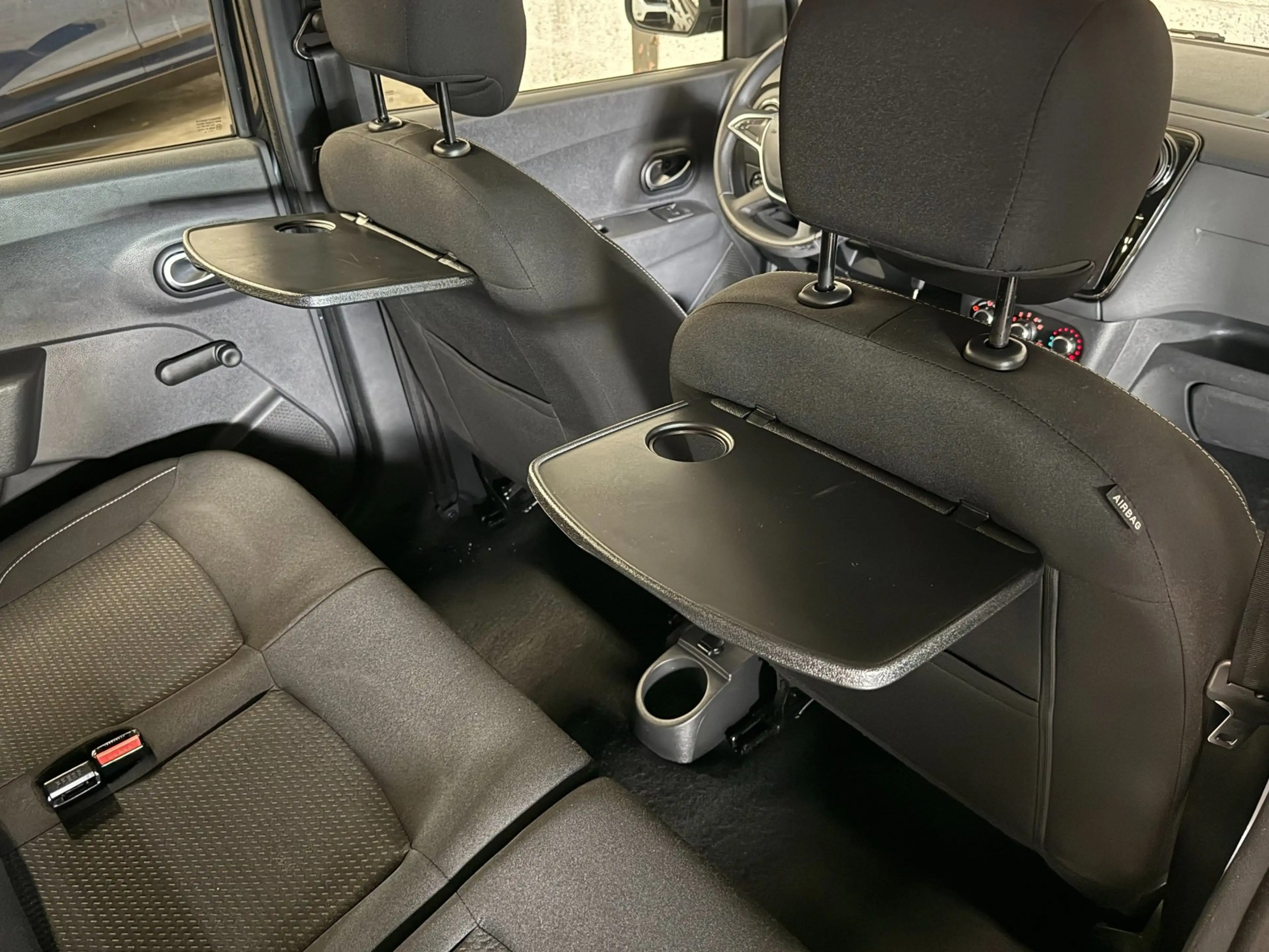 Dacia Lodgy 1.6 SCe 7 Personen|Navi|Camera|Cruise|Airco|Volled — photo 12