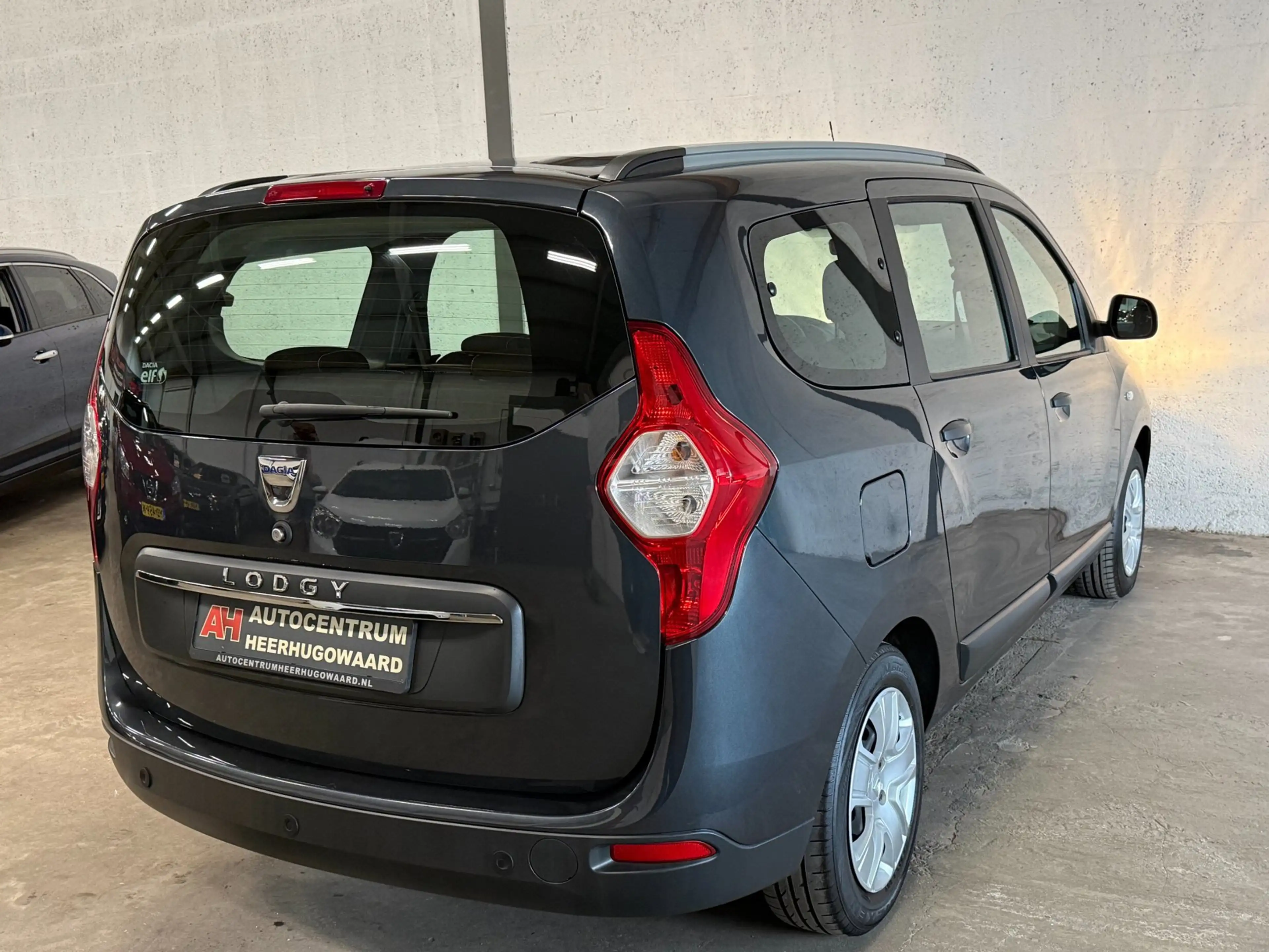 Dacia Lodgy 1.6 SCe 7 Personen|Navi|Camera|Cruise|Airco|Volled — photo 3