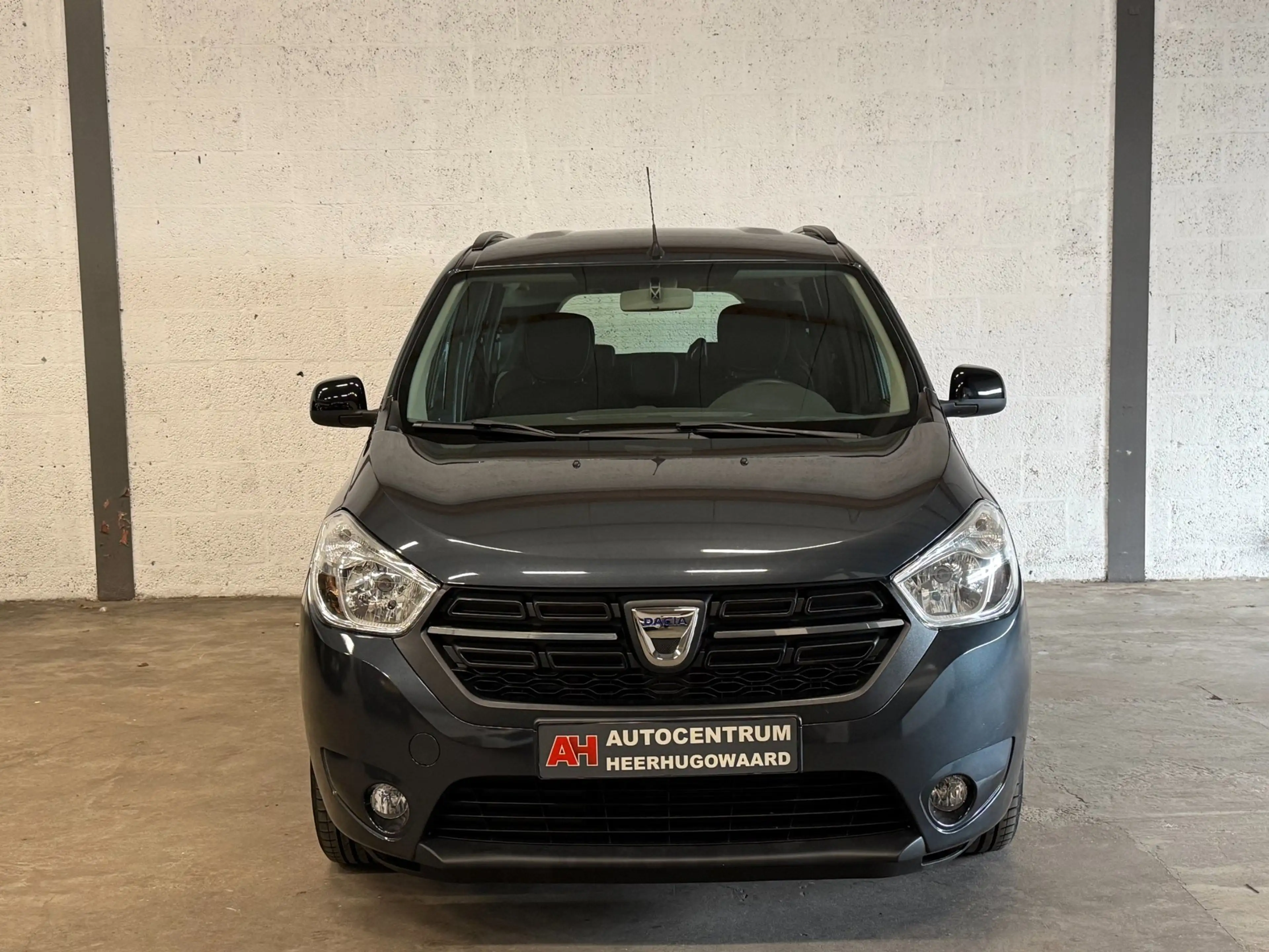 Dacia Lodgy 1.6 SCe 7 Personen|Navi|Camera|Cruise|Airco|Volled — photo 6