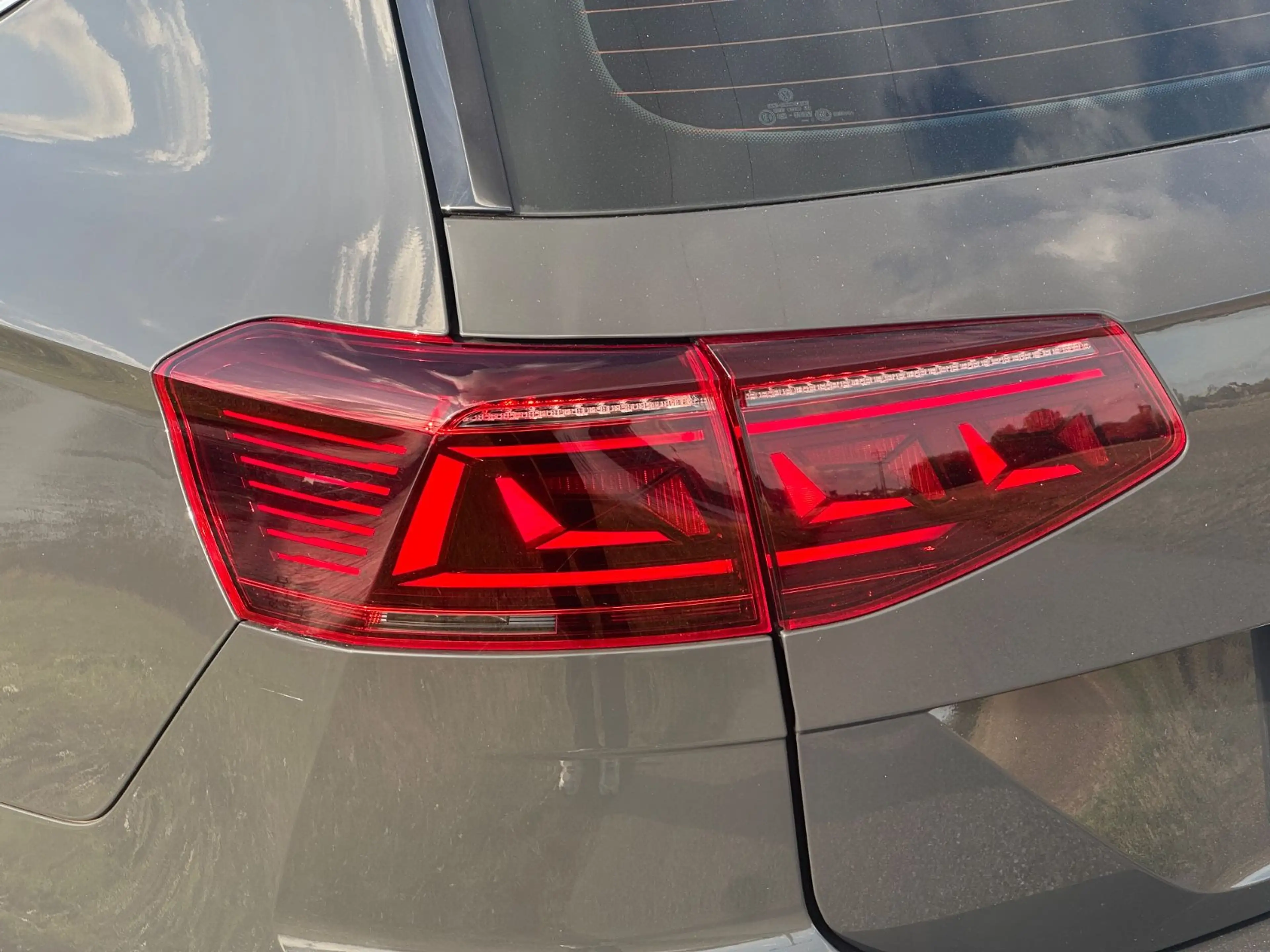 Volkswagen Passat Variant Business — photo 6