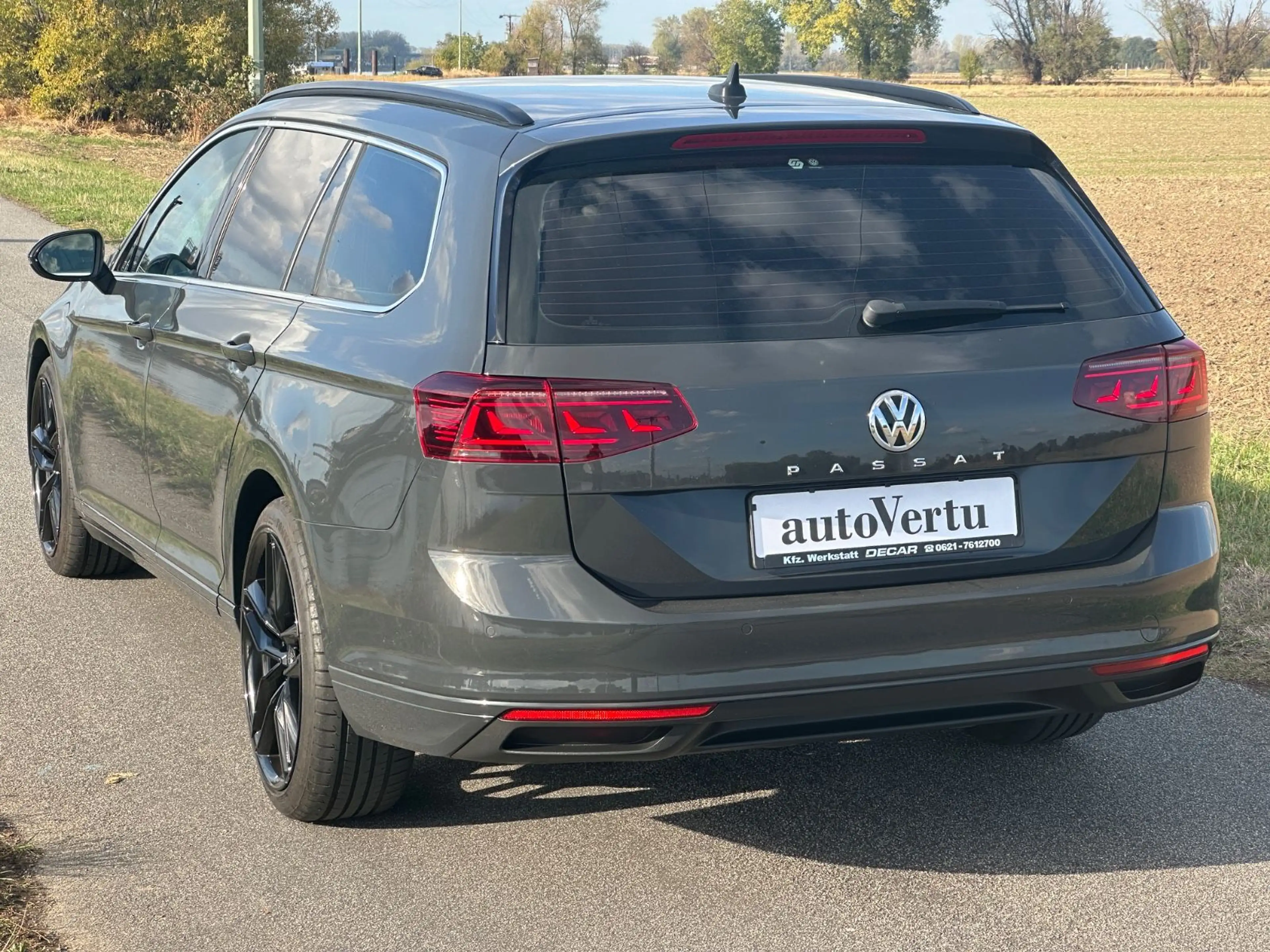 Volkswagen Passat Variant Business — photo 2
