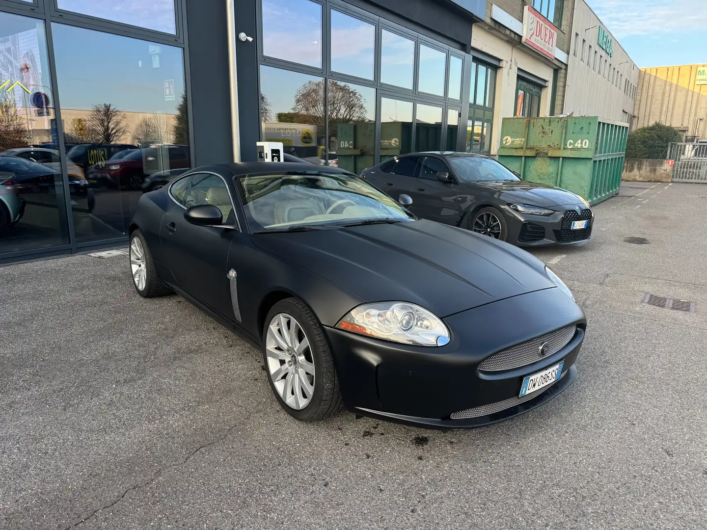 Jaguar XK Coupé 3.5 V8 auto VERNICE BESPOKE - NO WRAP - 1