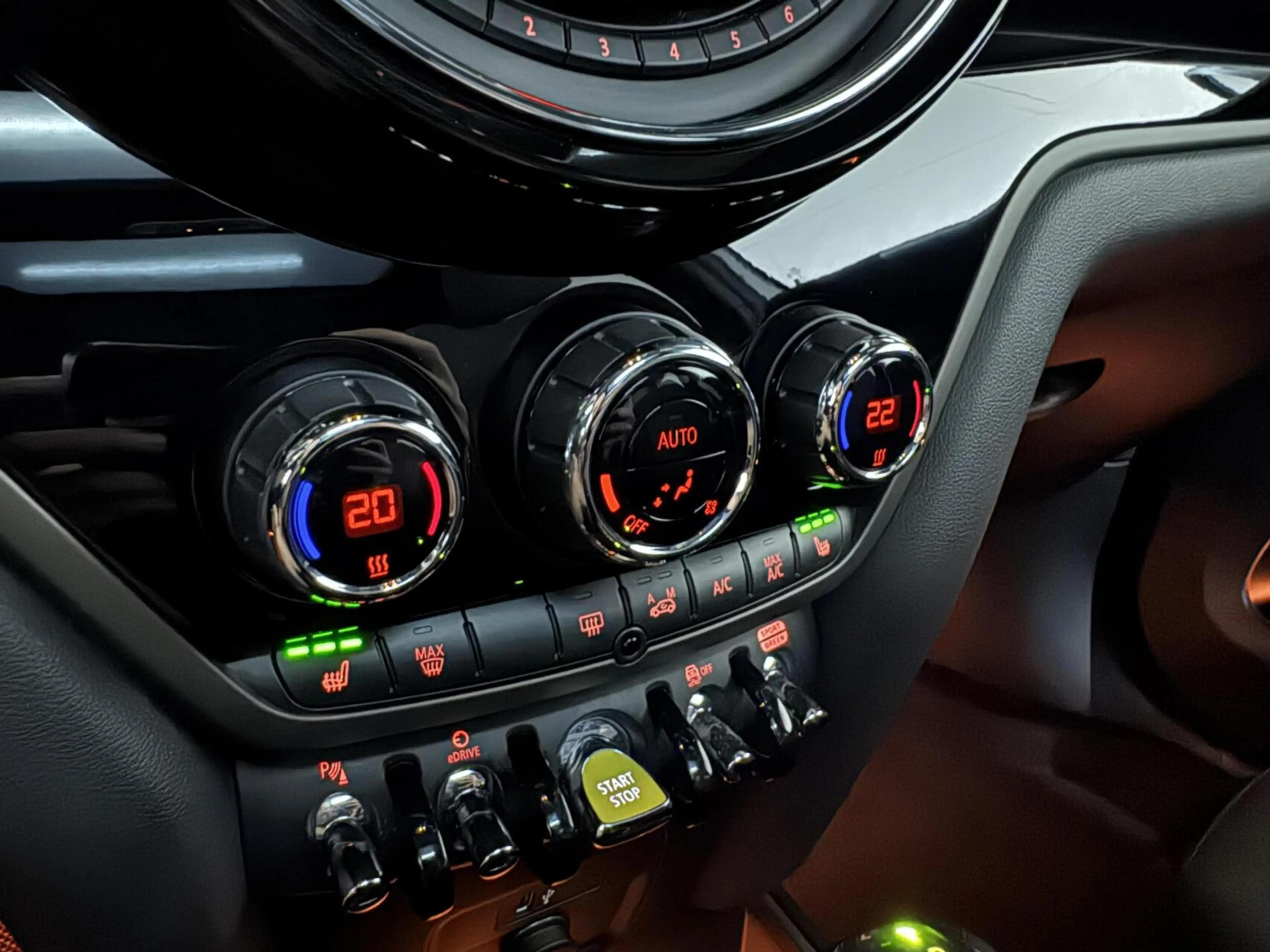 MINI Cooper SE Countryman 1.5 ALL4 Pano CarPlay ACC Sfeer NAP — photo 43
