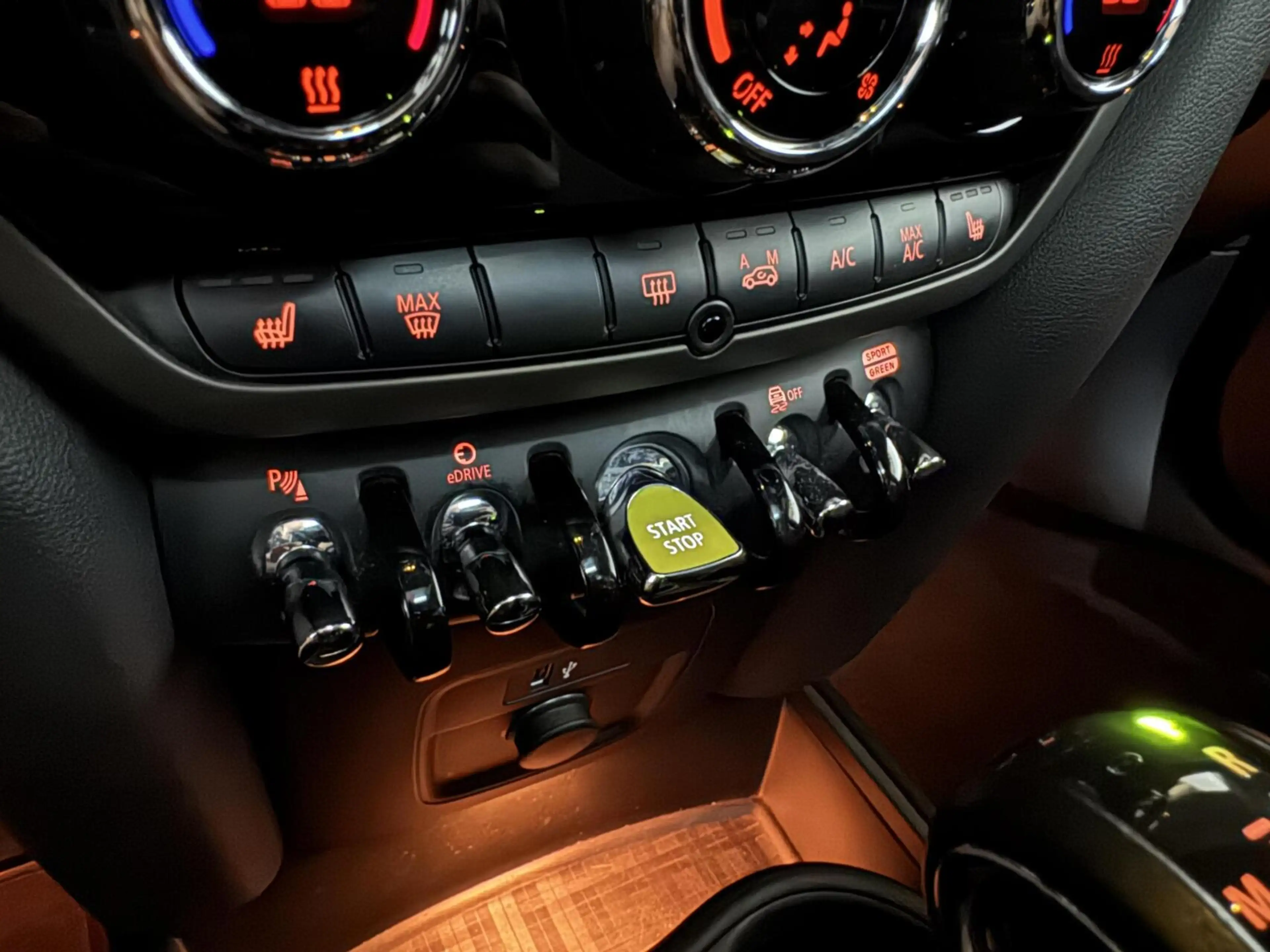 MINI Cooper SE Countryman 1.5 ALL4 Pano CarPlay ACC Sfeer NAP — photo 45