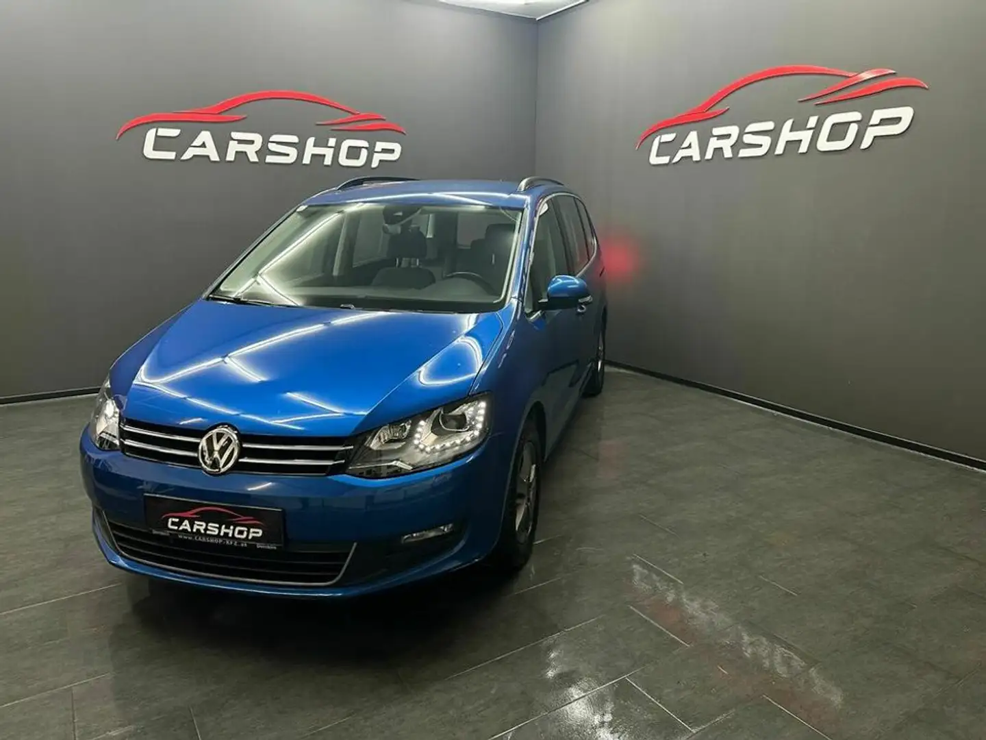 Volkswagen Sharan 7-Sitzer DSG Blau - 2