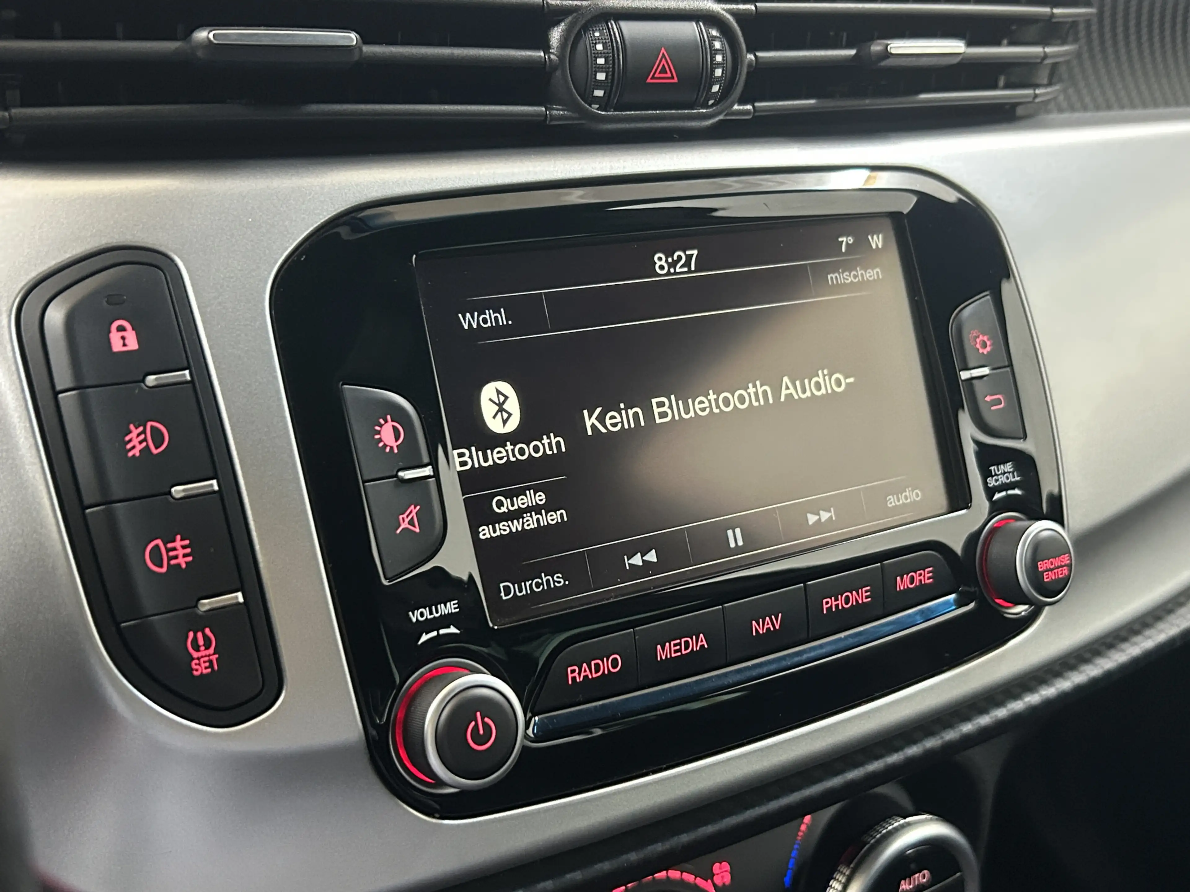 Alfa Romeo Giulietta Sprint+Bi-Xen+Bose+StandHZG+Temp+DAB — photo 14