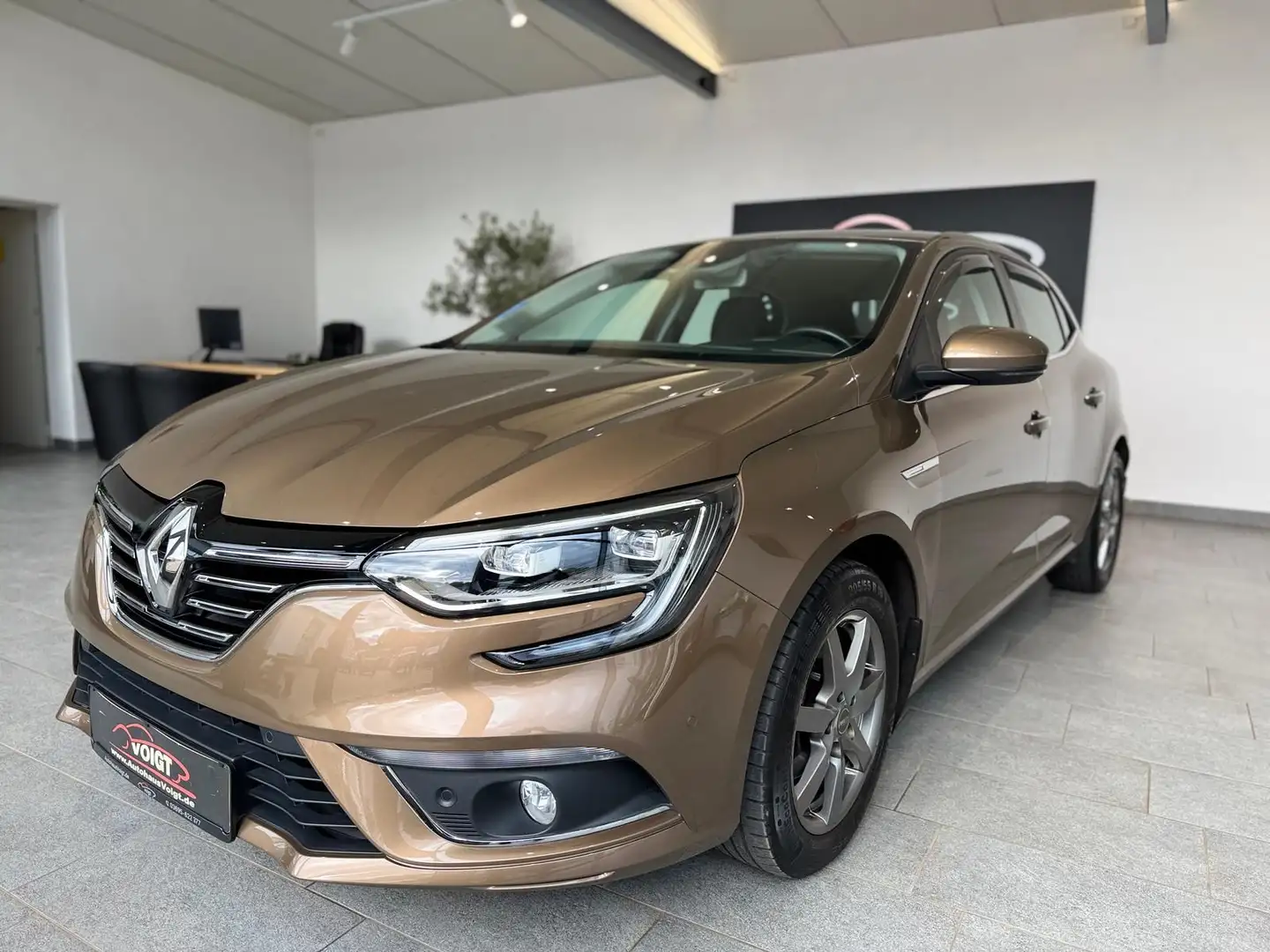 Renault Megane TCe 130 Intens LED Navi Leder Braun - 2