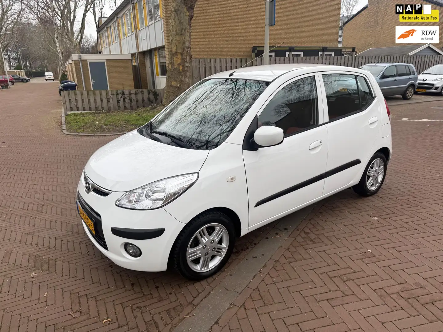 Hyundai i10 Airco / tweede eigenaar / leuke uitvoering Weiß - 1