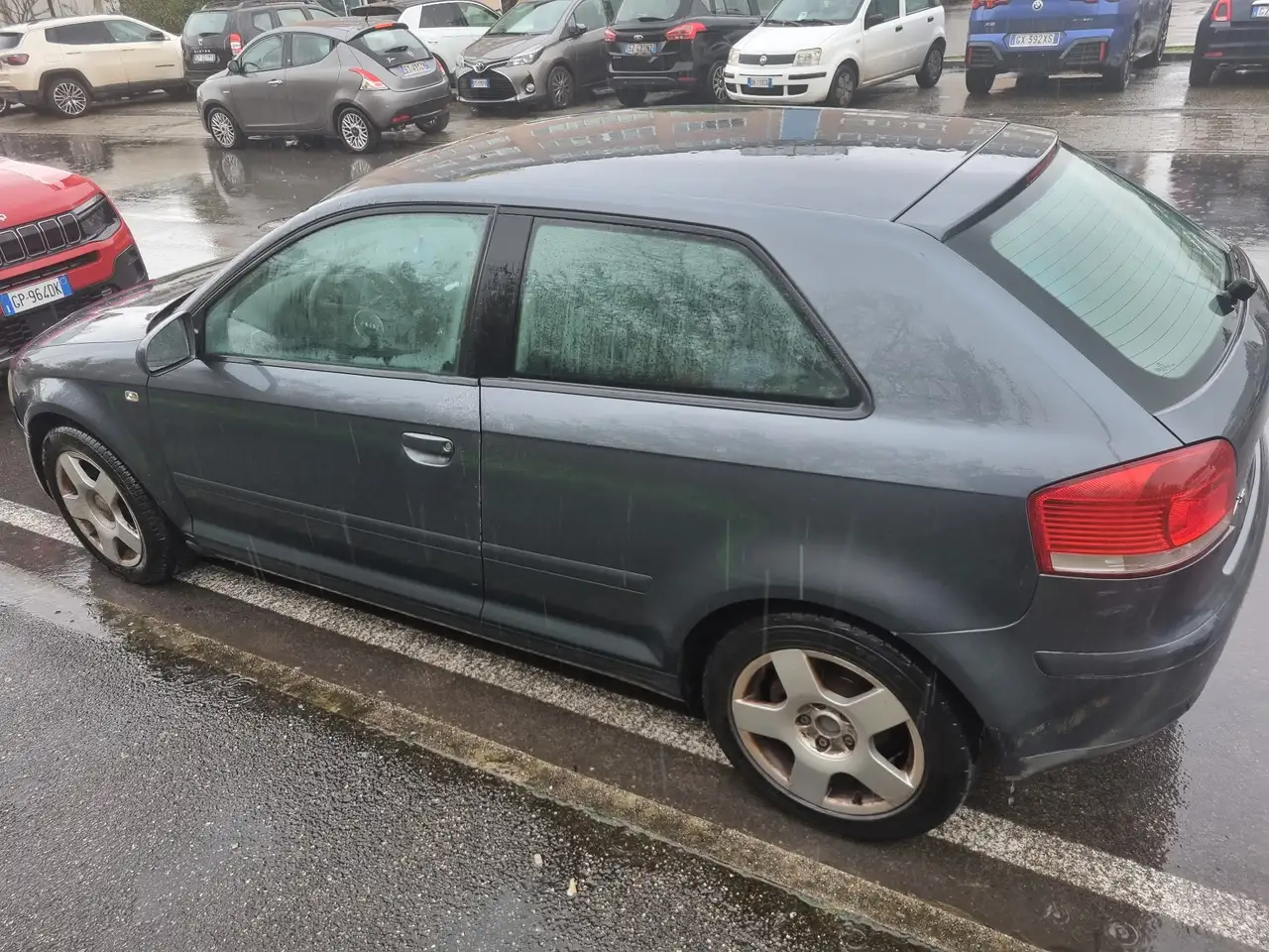 Audi A3 3p 1.9 tdi Ambition 110cv FL, foto 4