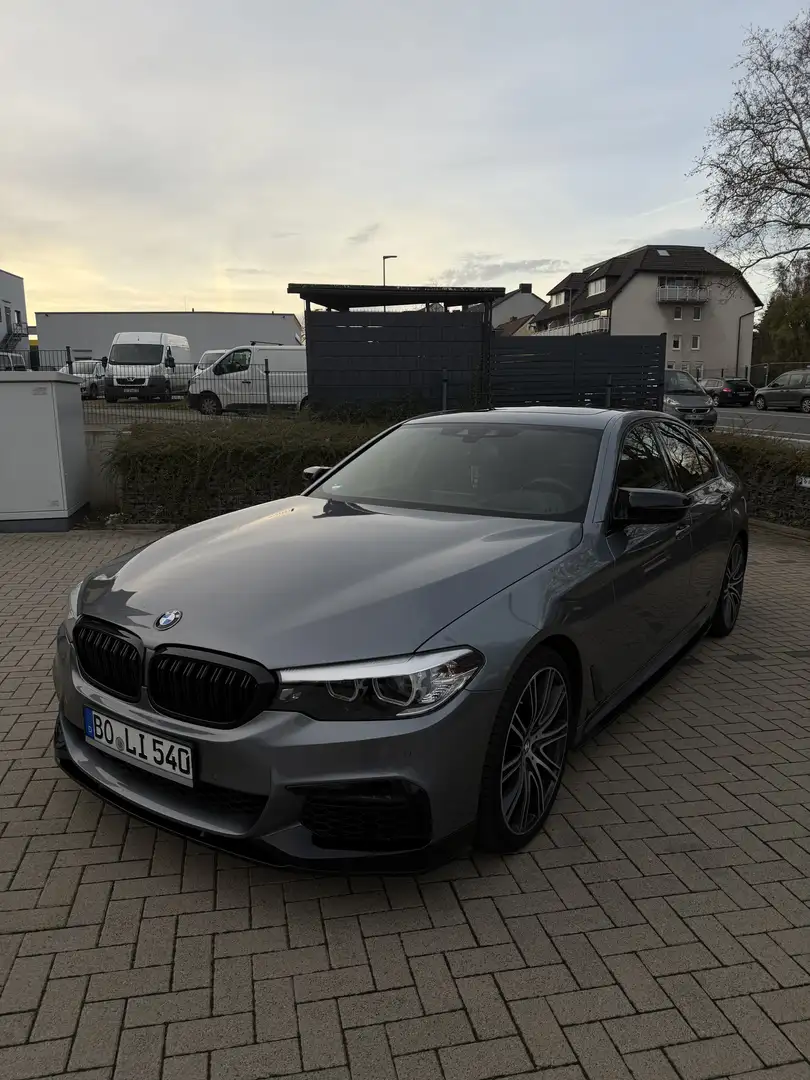 BMW 540 540i M-Sport - 1