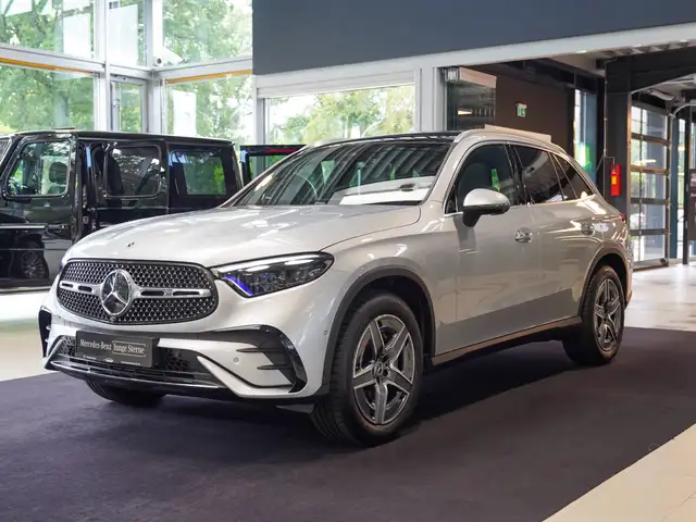 Mercedes-Benz GLC view 6