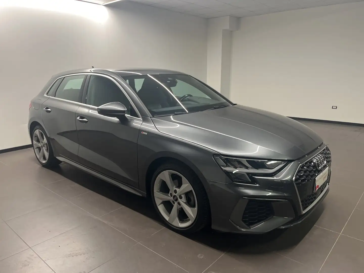 Audi A3 SPORTBACK 35 TDI S LINE S TRONIC Grigio - 2