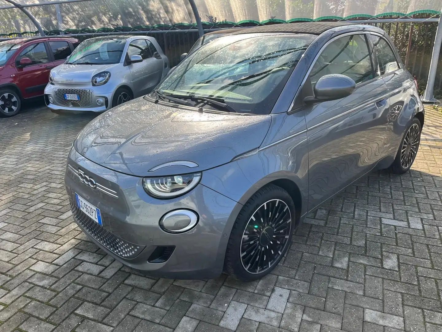 Fiat 500e 500e Cabrio 42 kWh La Prima Gri - 1