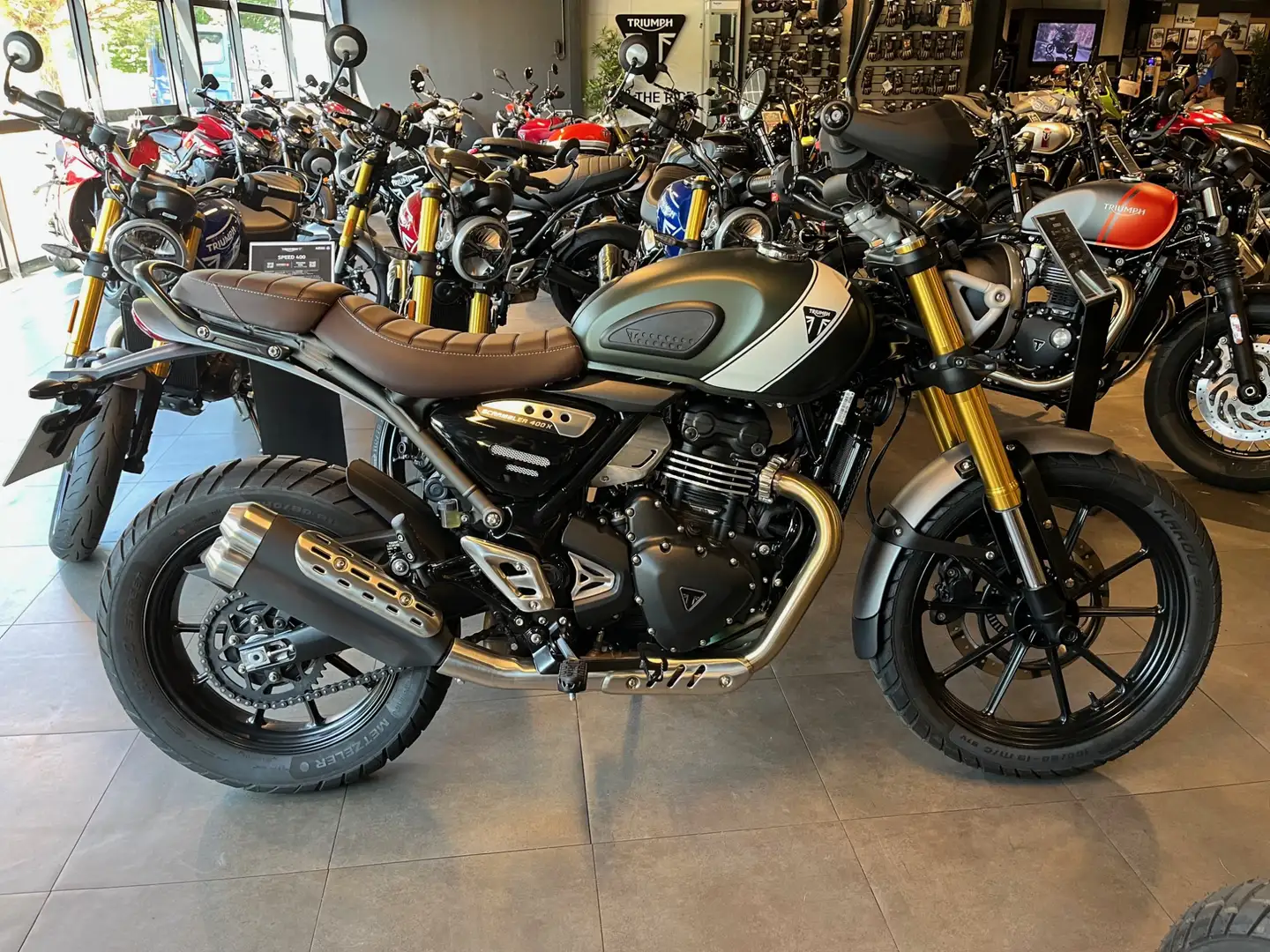 Triumph Scrambler 400 X Vert - 2