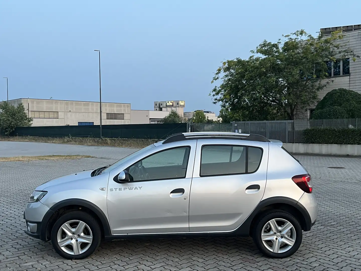 Dacia Sandero Stepway 1.5 dci Prestige 90cv - 2