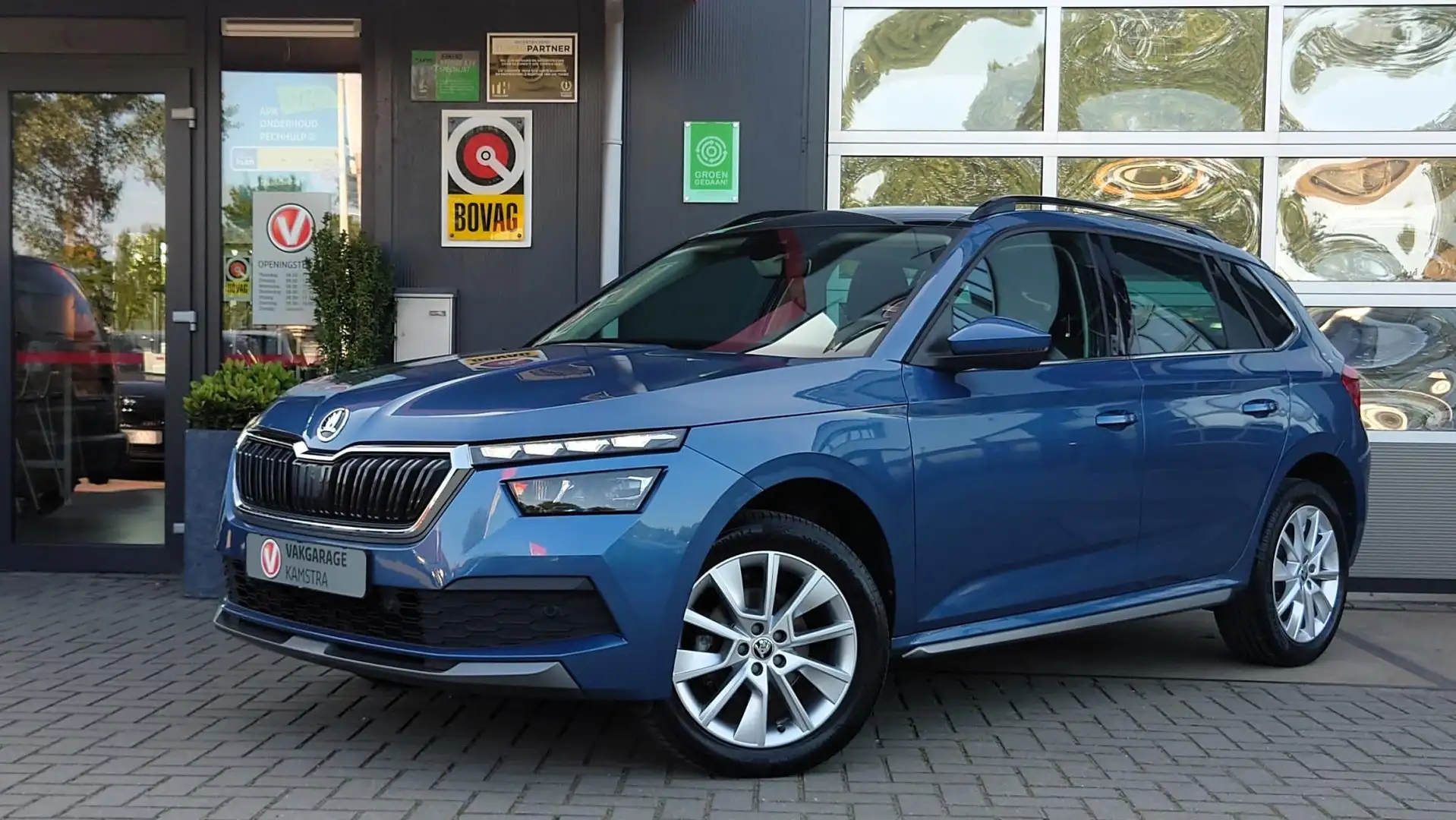 Skoda Kamiq 1.0 TSI NAP DAB+/Pano/Camera/Prem.Audio/ACP+AA Blauw - 2
