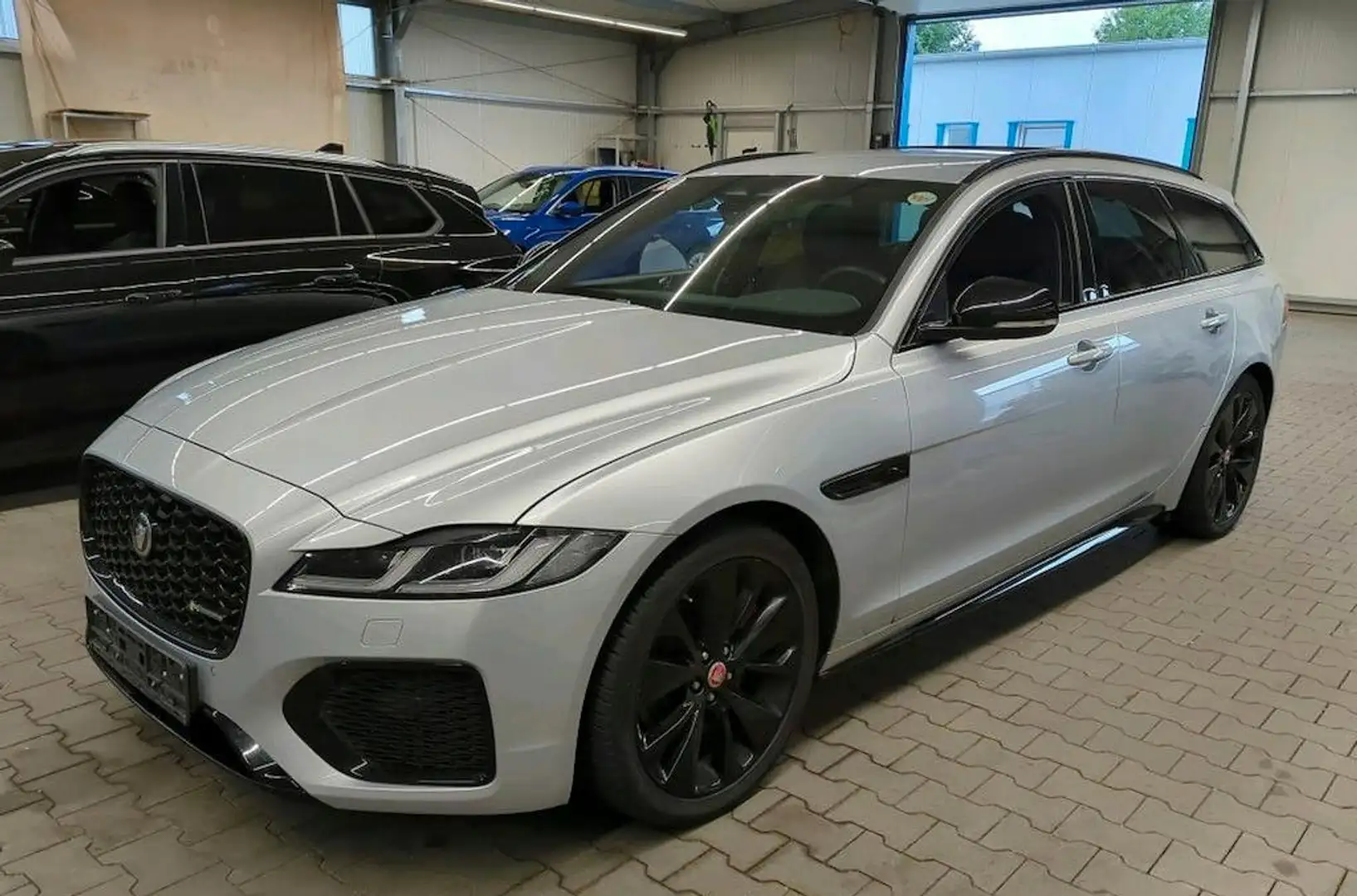 Jaguar XF Sportbrake D200 AWD R-Dynamic Black*AHK* Plateado - 1