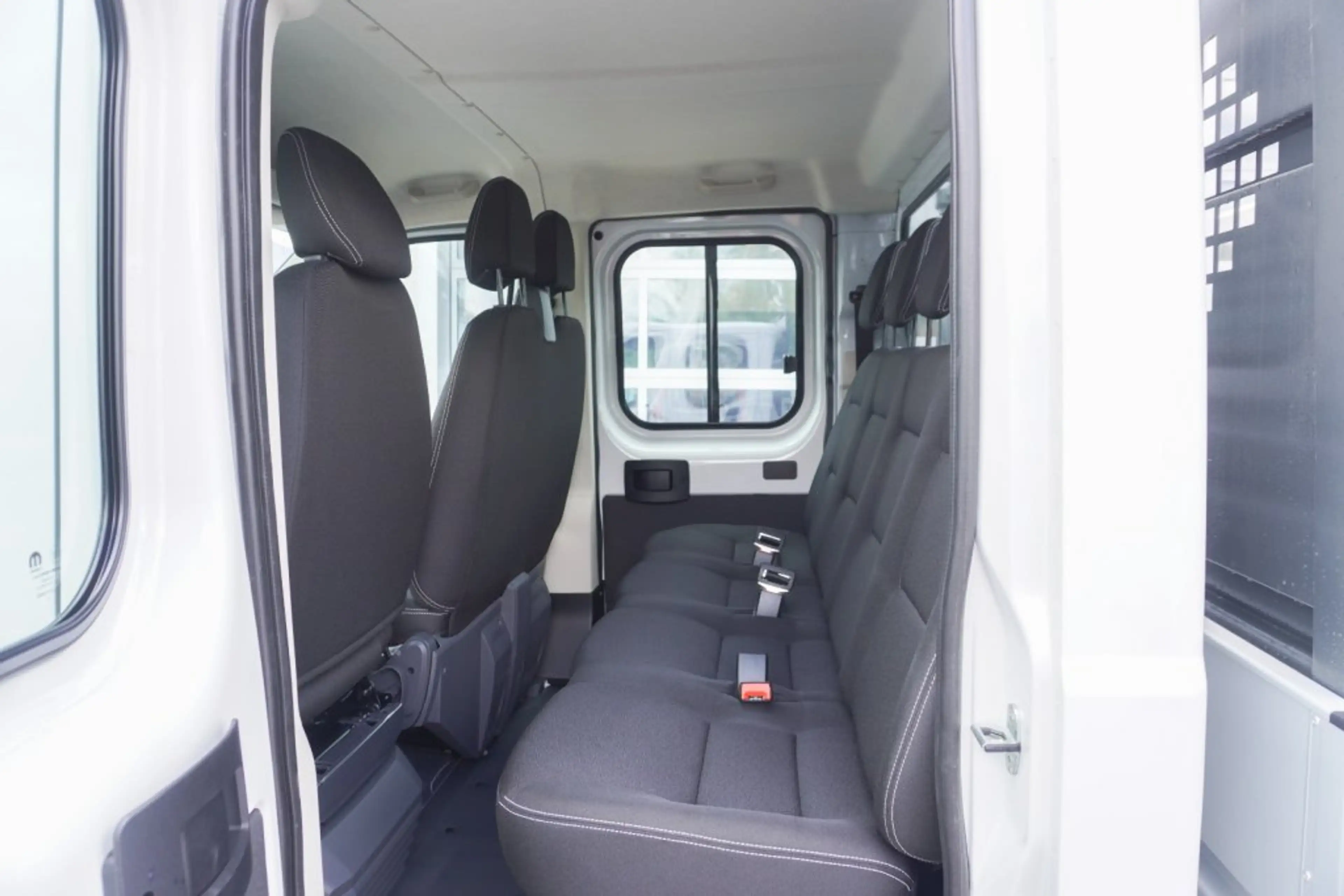 Citroen Jumper Pritsche DK L4 3.5T Heavy Diesel 140 Manuel — photo 8