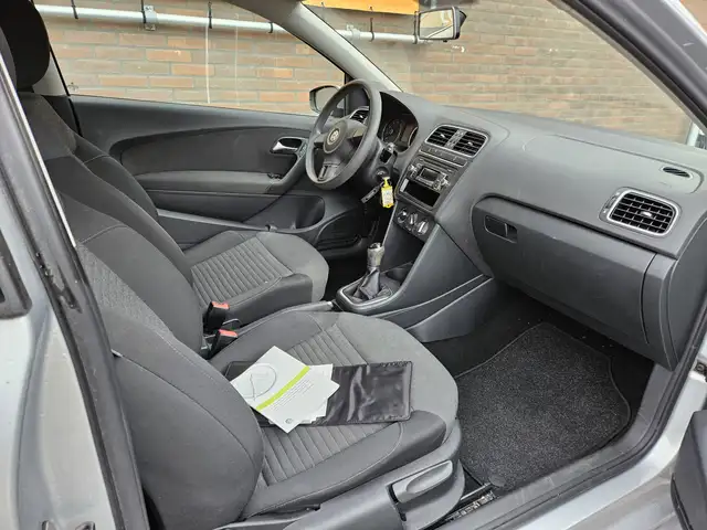Volkswagen Polo view 17