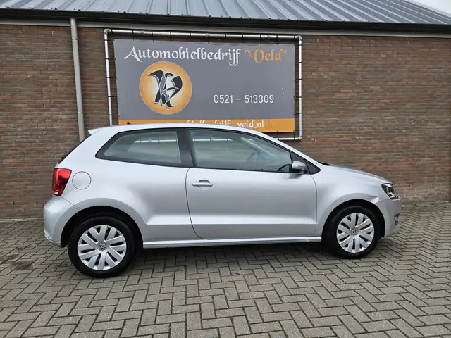 Volkswagen Polo view 16
