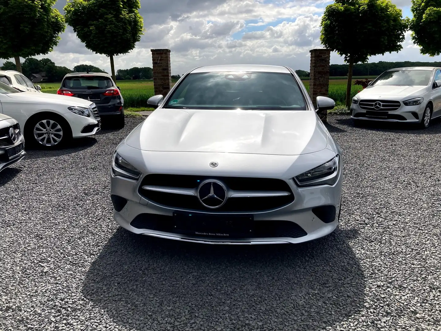 Mercedes-Benz CLA 220 CLA 220 d // Distr // Leder // Kamera // Navi Plus Silber - 2