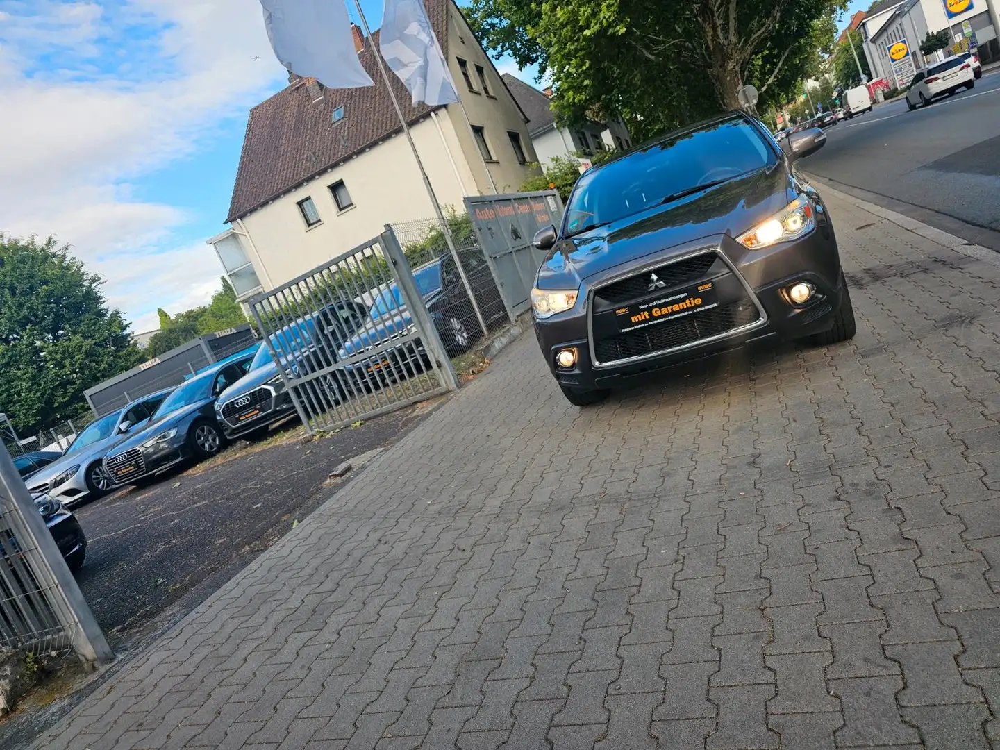 Mitsubishi ASX Edition 2WD Klimaautom,Navi,Alu,Multi,Kamira Braun - 2