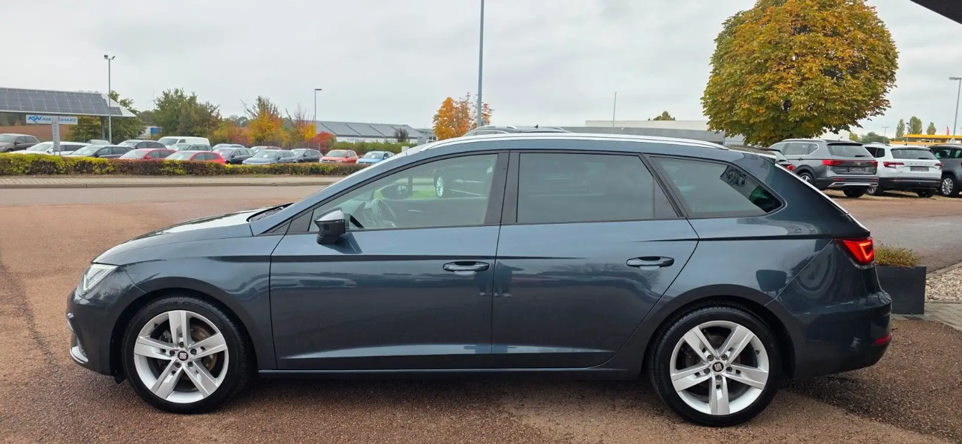 SEAT Leon ST FR+LED+Navi+DCC+Kamera+PDC+ Grau - 2