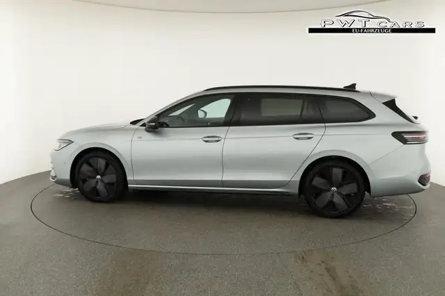 Volkswagen Passat Variant 2.0 TDI 142 kW 4Motion R-Line DSG 4M Black, AHK... Ansicht 35