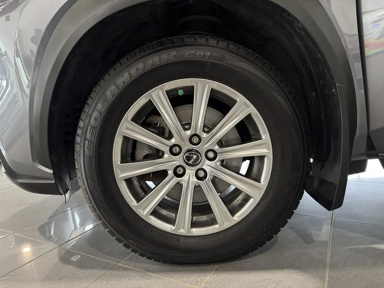 Lexus NX снимка Lexus NX