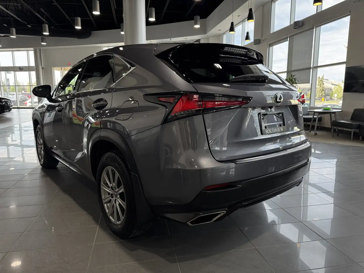 Lexus NX снимка Lexus NX