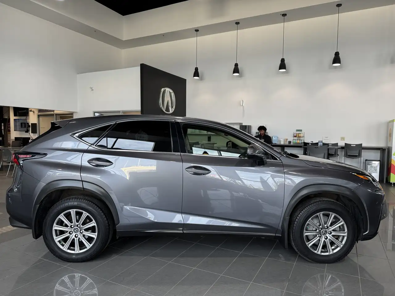 Lexus NX снимка Lexus NX