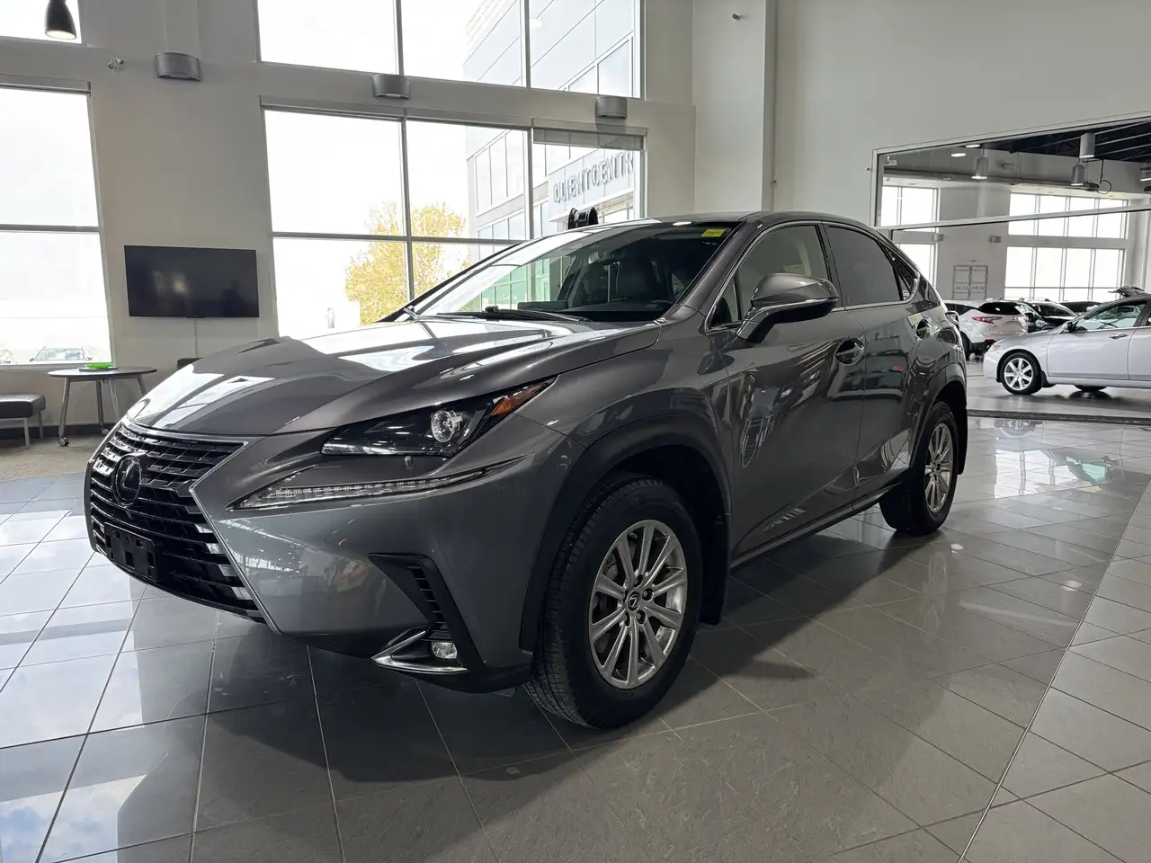 Lexus NX снимка Lexus NX